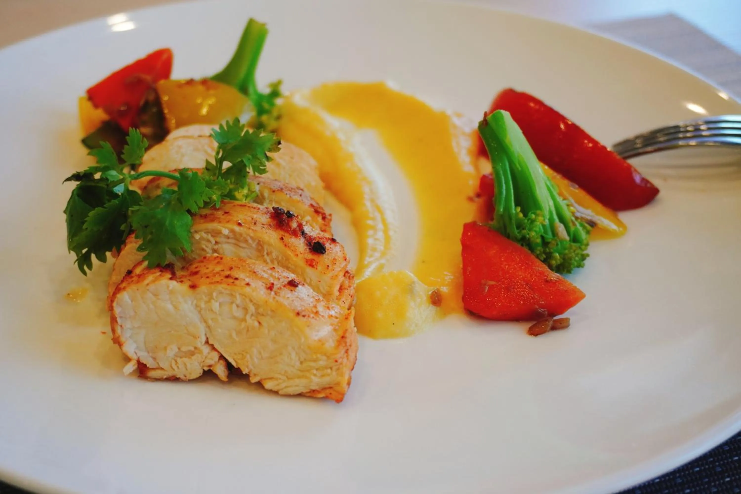 Restaurant/places to eat in Escale International Hotel