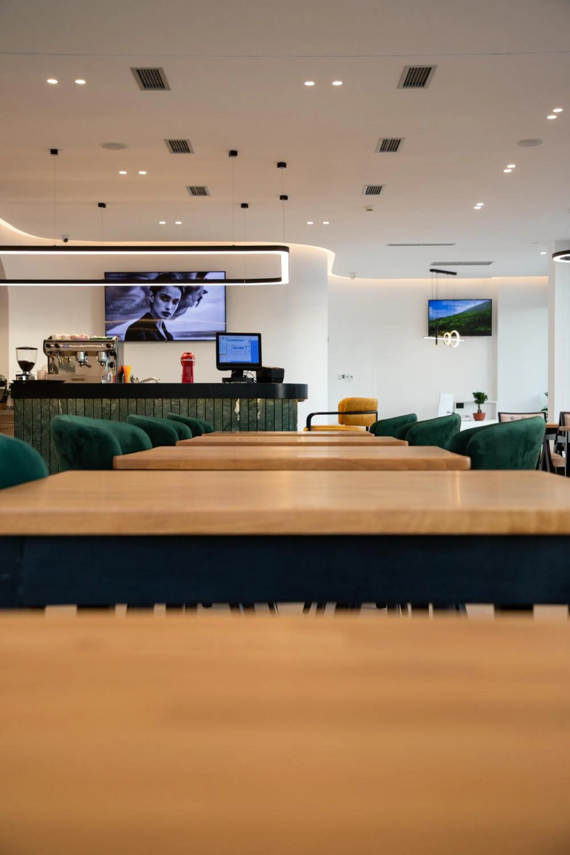 Seating area in Colosseum Hotel