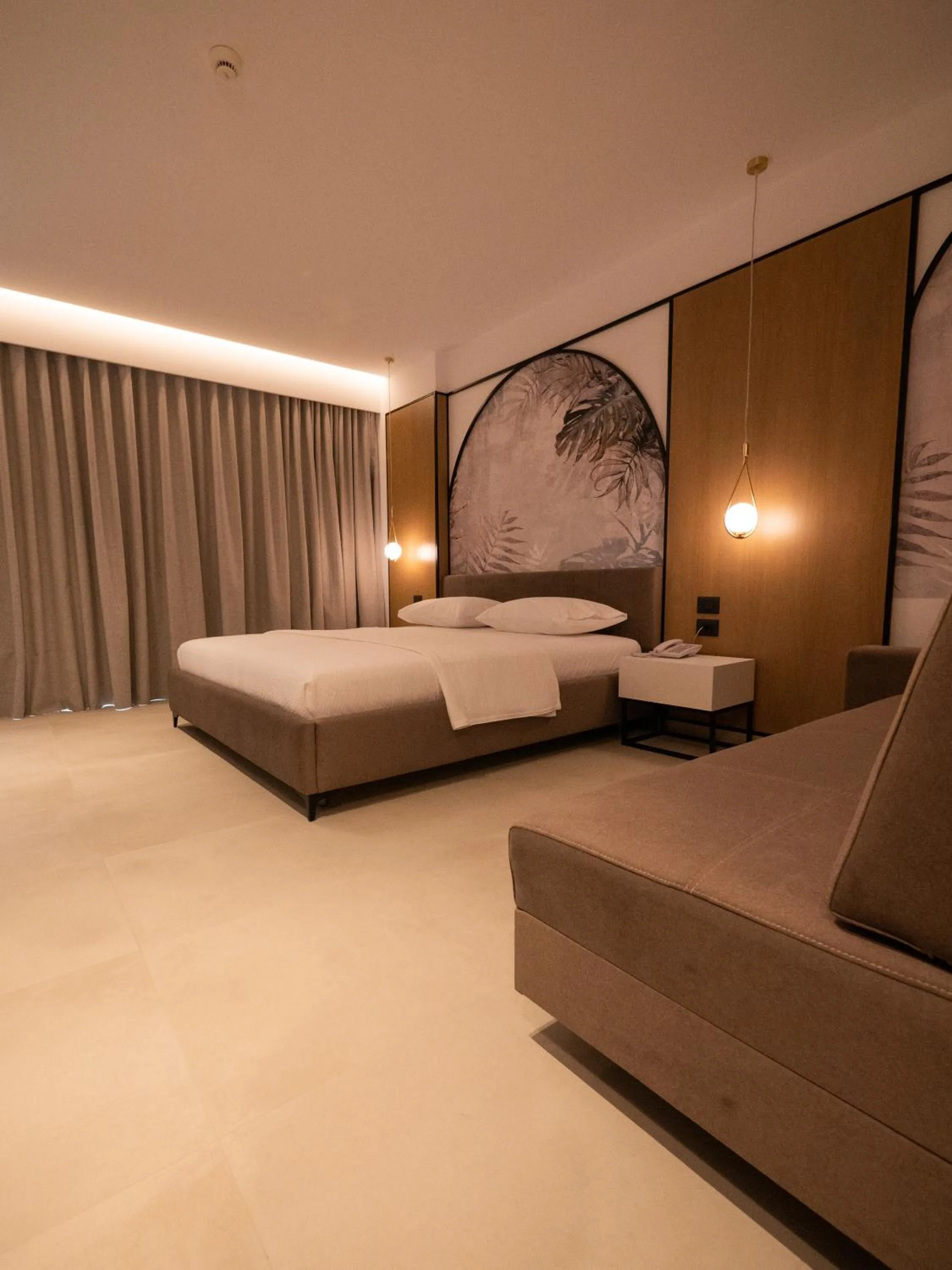 Bed in Colosseum Hotel