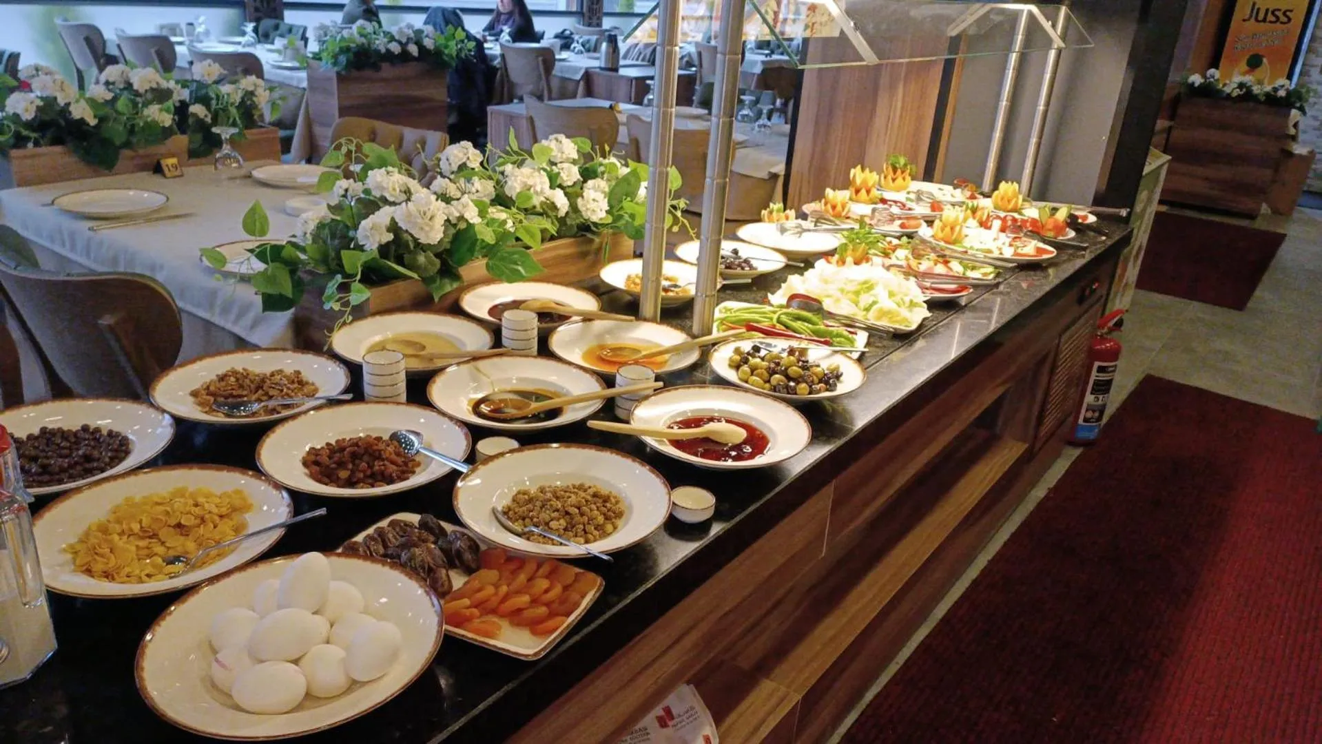 Food and drinks in The Kailyn Hotels&Suites Ataşehir