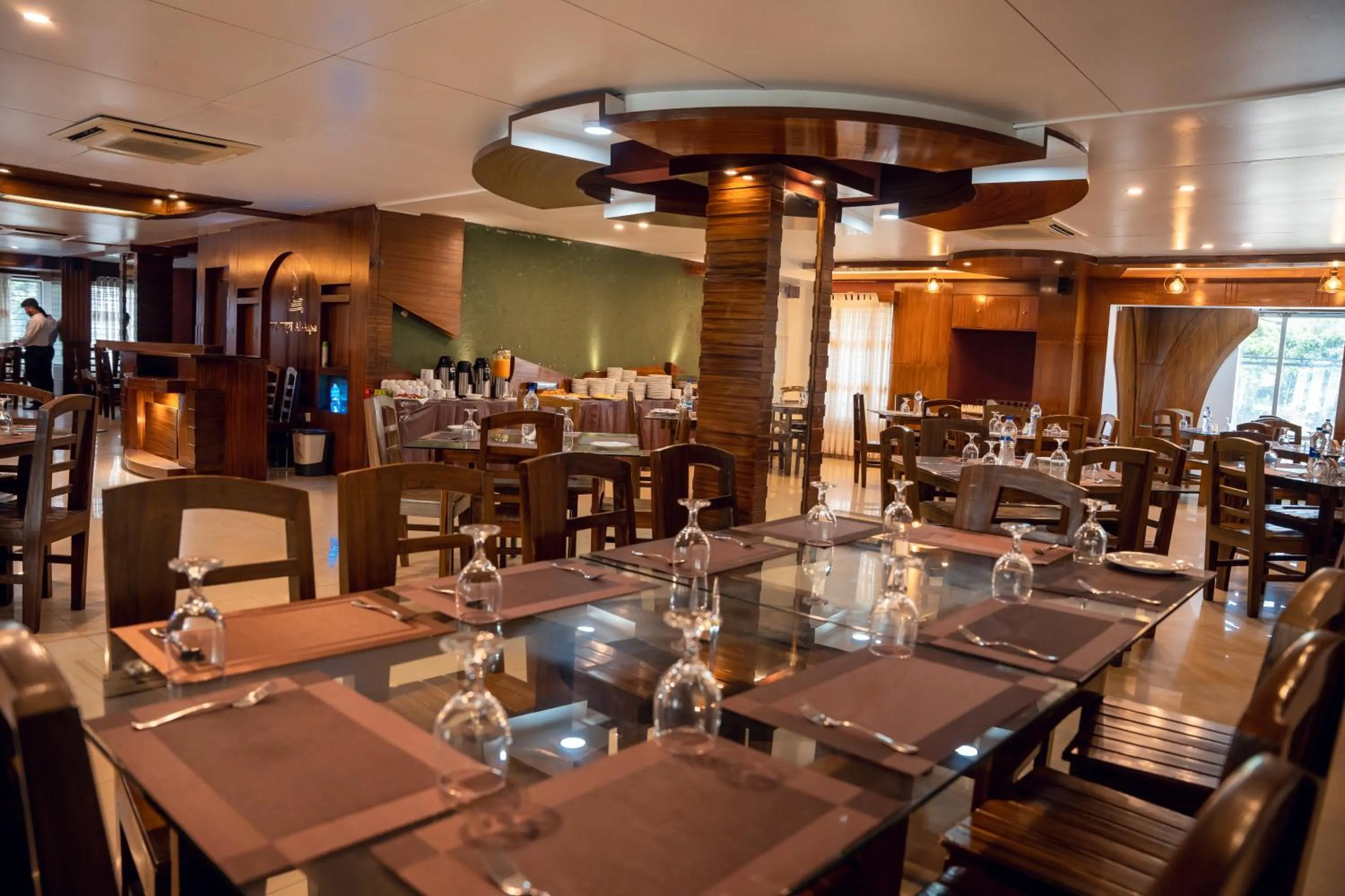 Restaurant/places to eat in The Al Aqsa