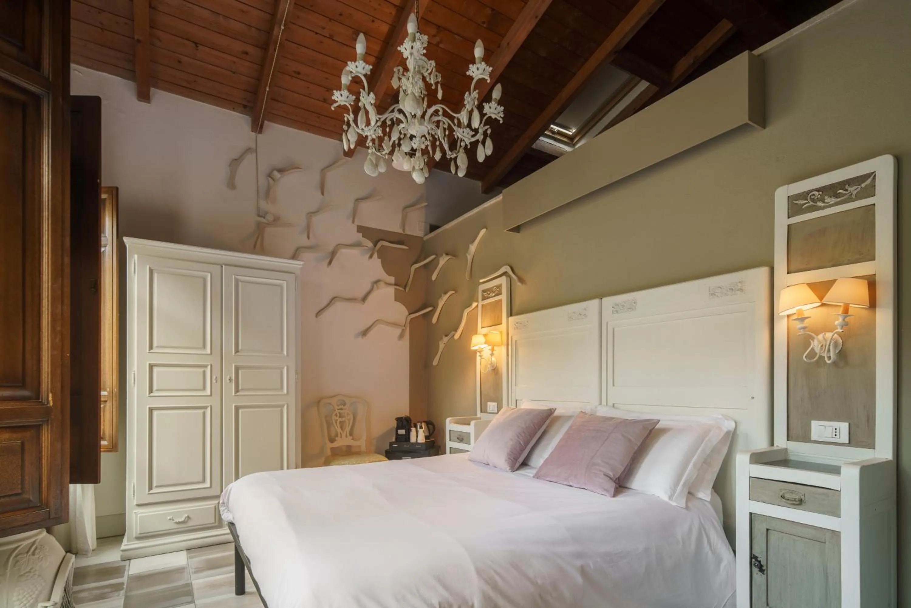 Bed in Le Meraviglie di Alice