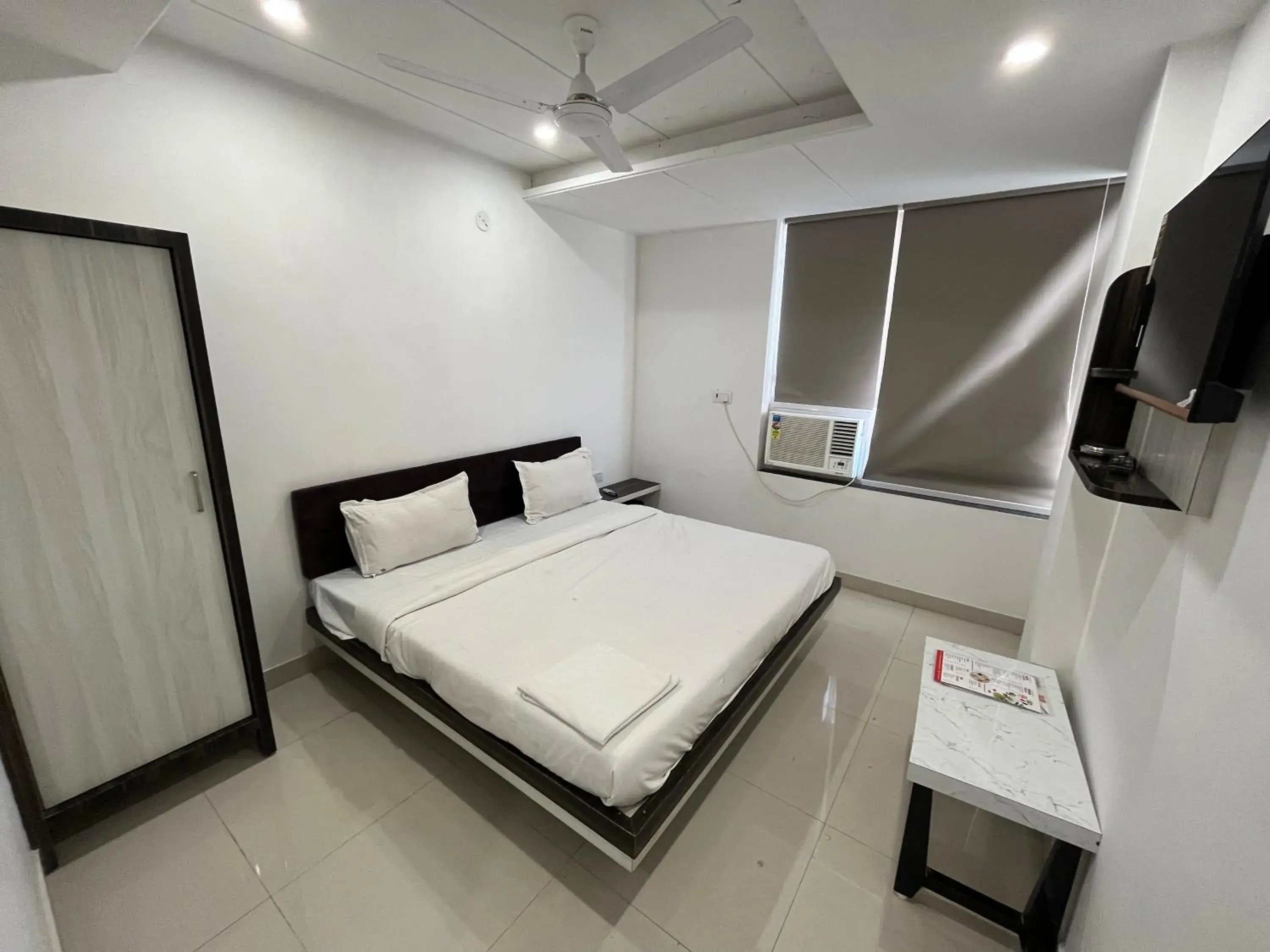 View (from property/room), Bed in Hotel Shree A unit of THC Group View (from property/room), Bed in Hotel Shree A unit of THC Group