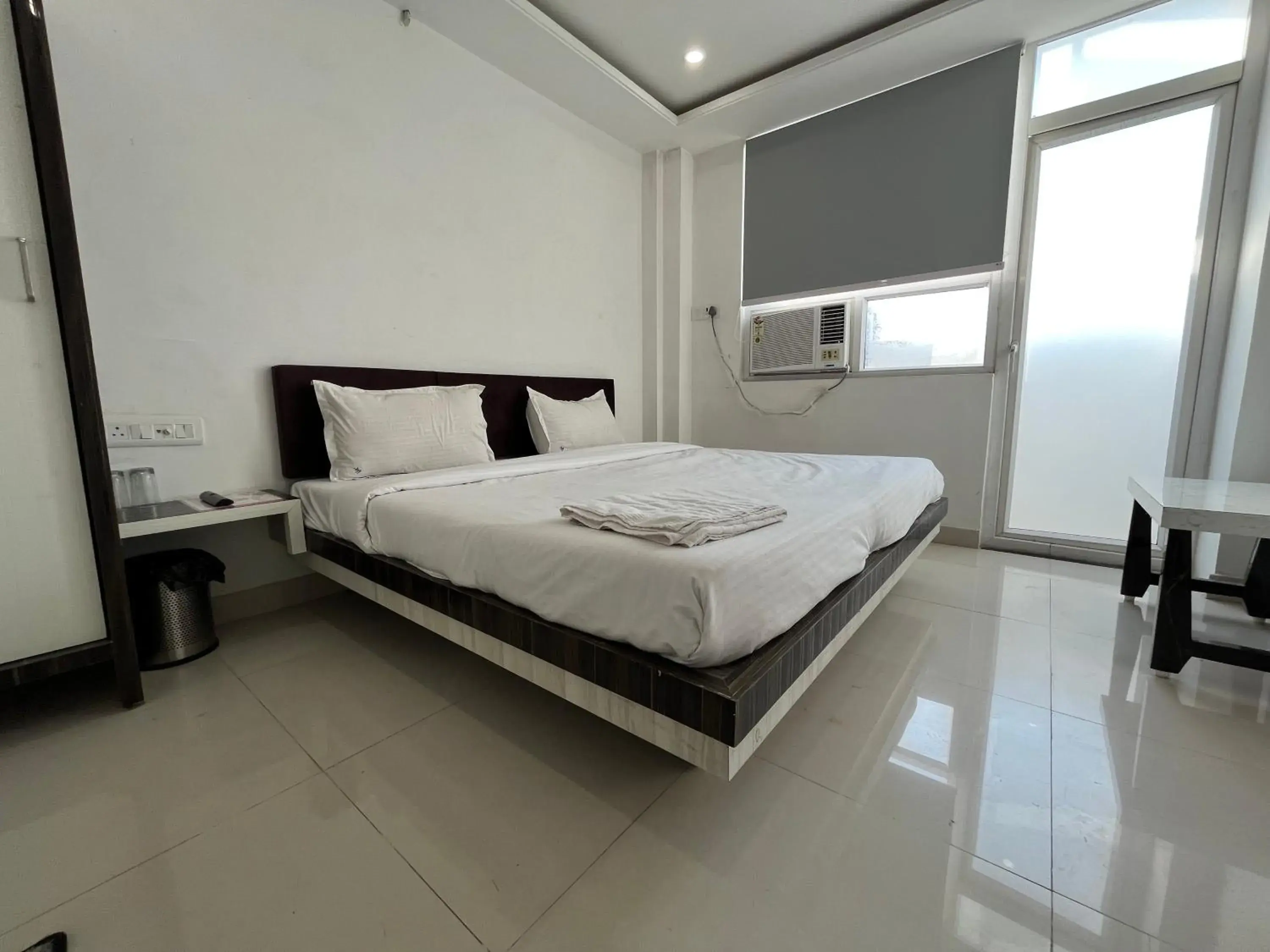 Deluxe Double Room with Balcony - single occupancy in Hotel Shree A unit of THC Group Deluxe Double Room with Balcony - single occupancy in Hotel Shree A unit of THC Group