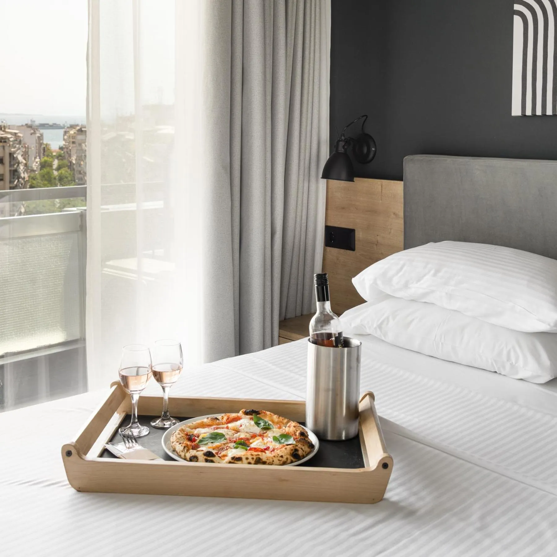 Food, Bed in Park Hotel