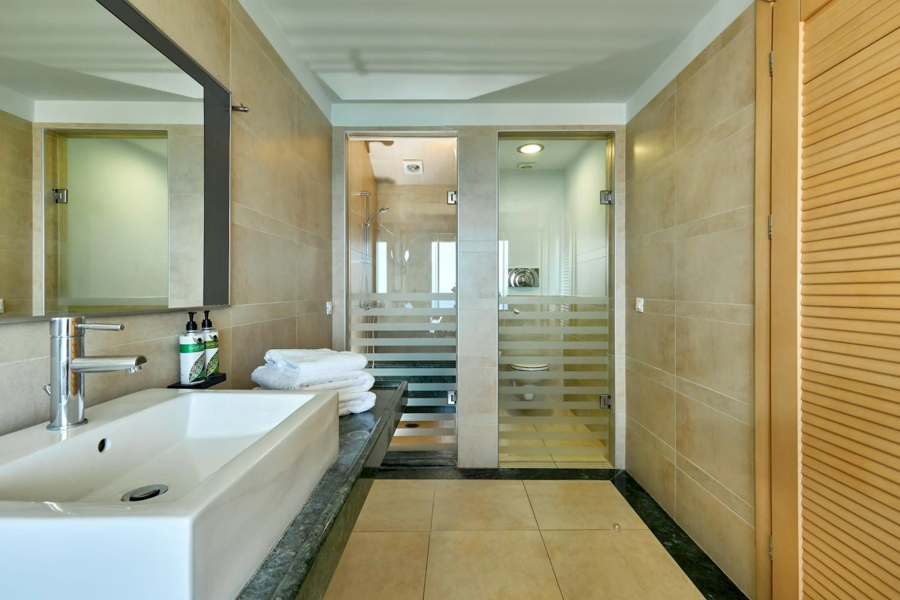Bathroom in Elounda Ilion Hotel Bungalows