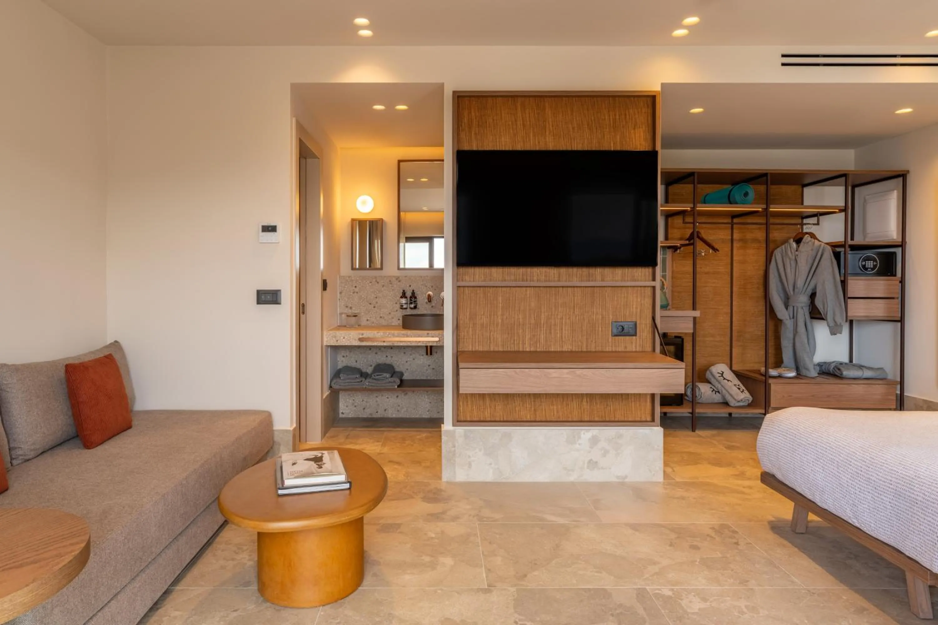 Bed in INNSiDE by Melia Elounda