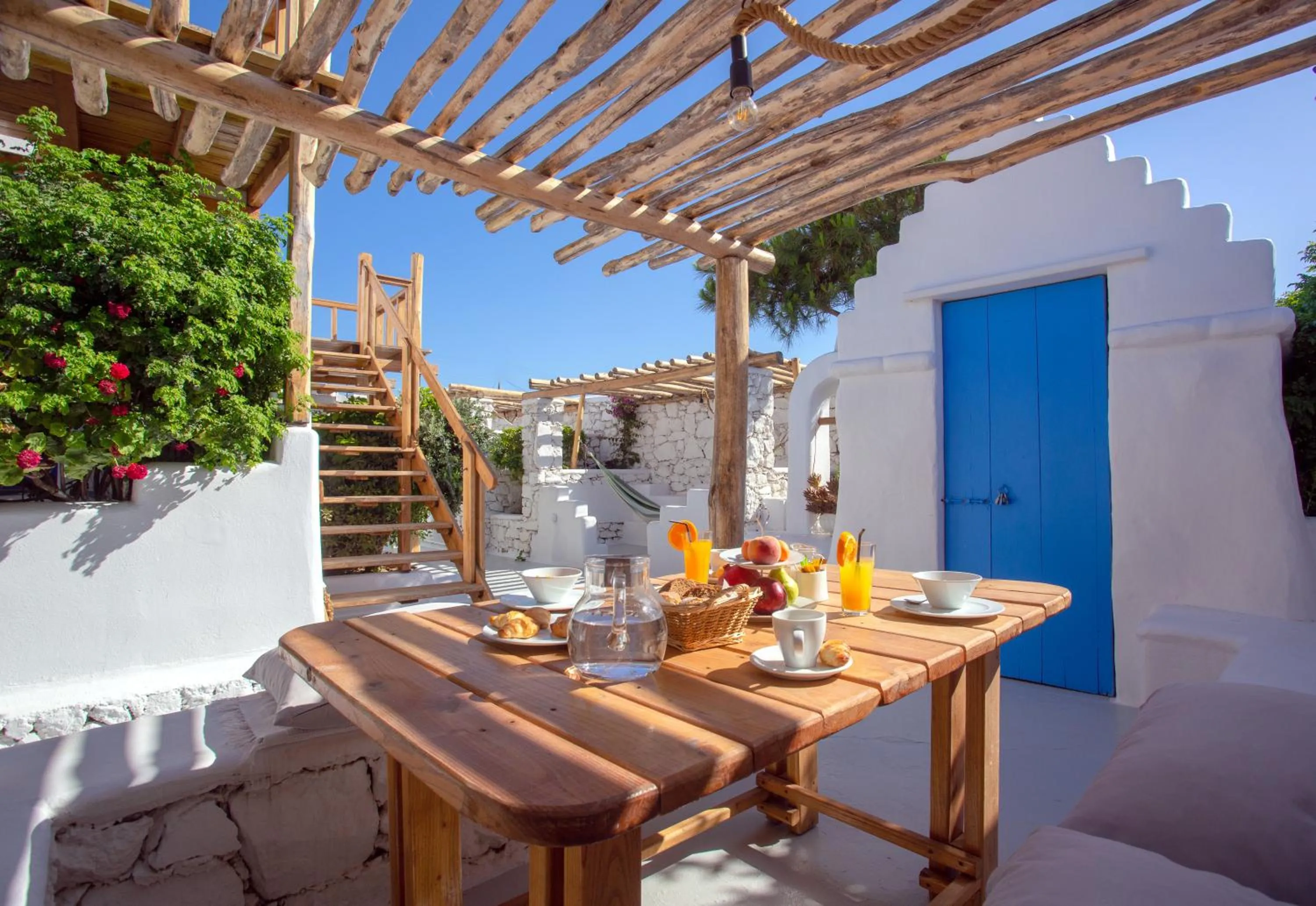 Patio in Apsenti couples only