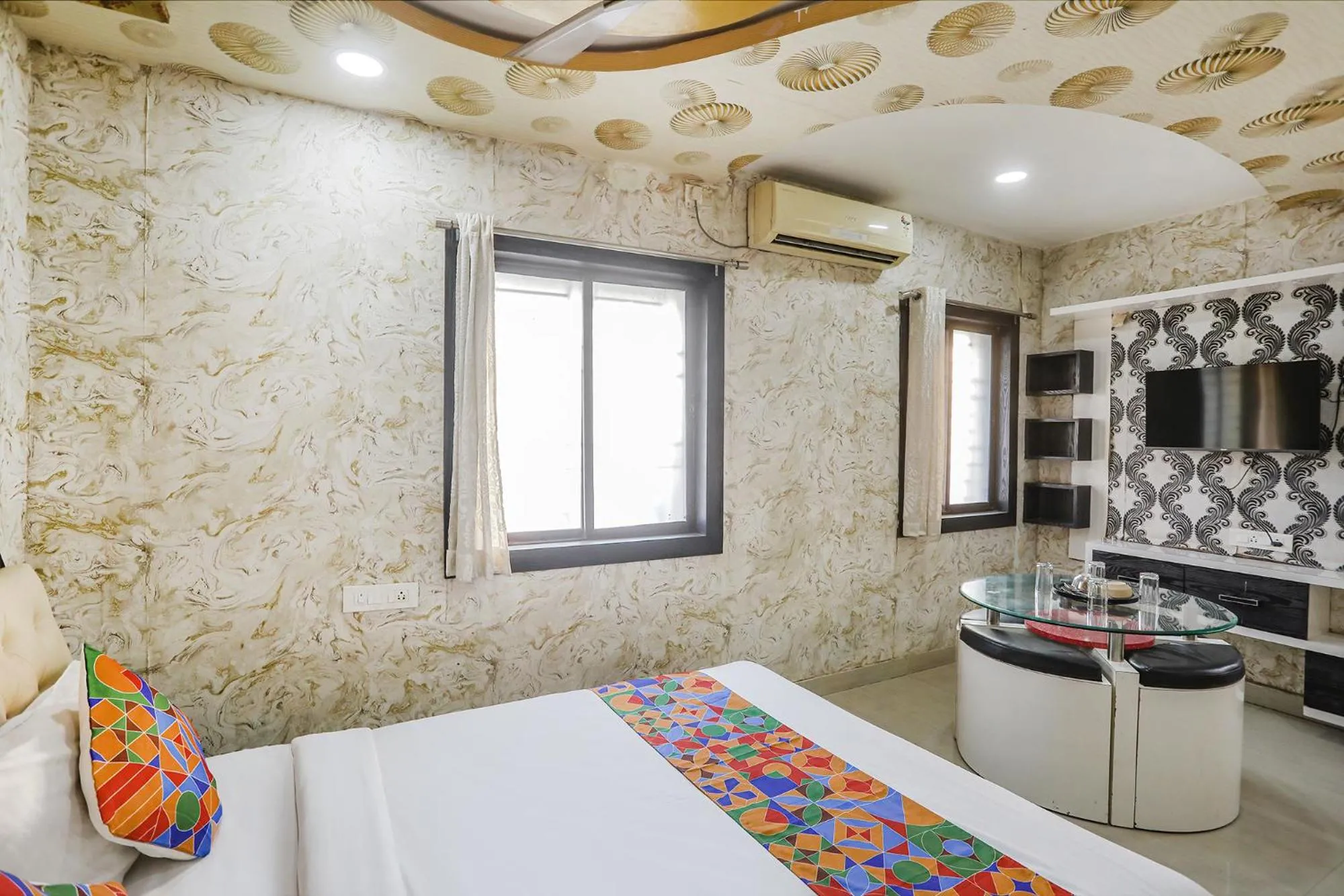 Bed in FabHotel Greenland Classic - Bhubaneswar Airport