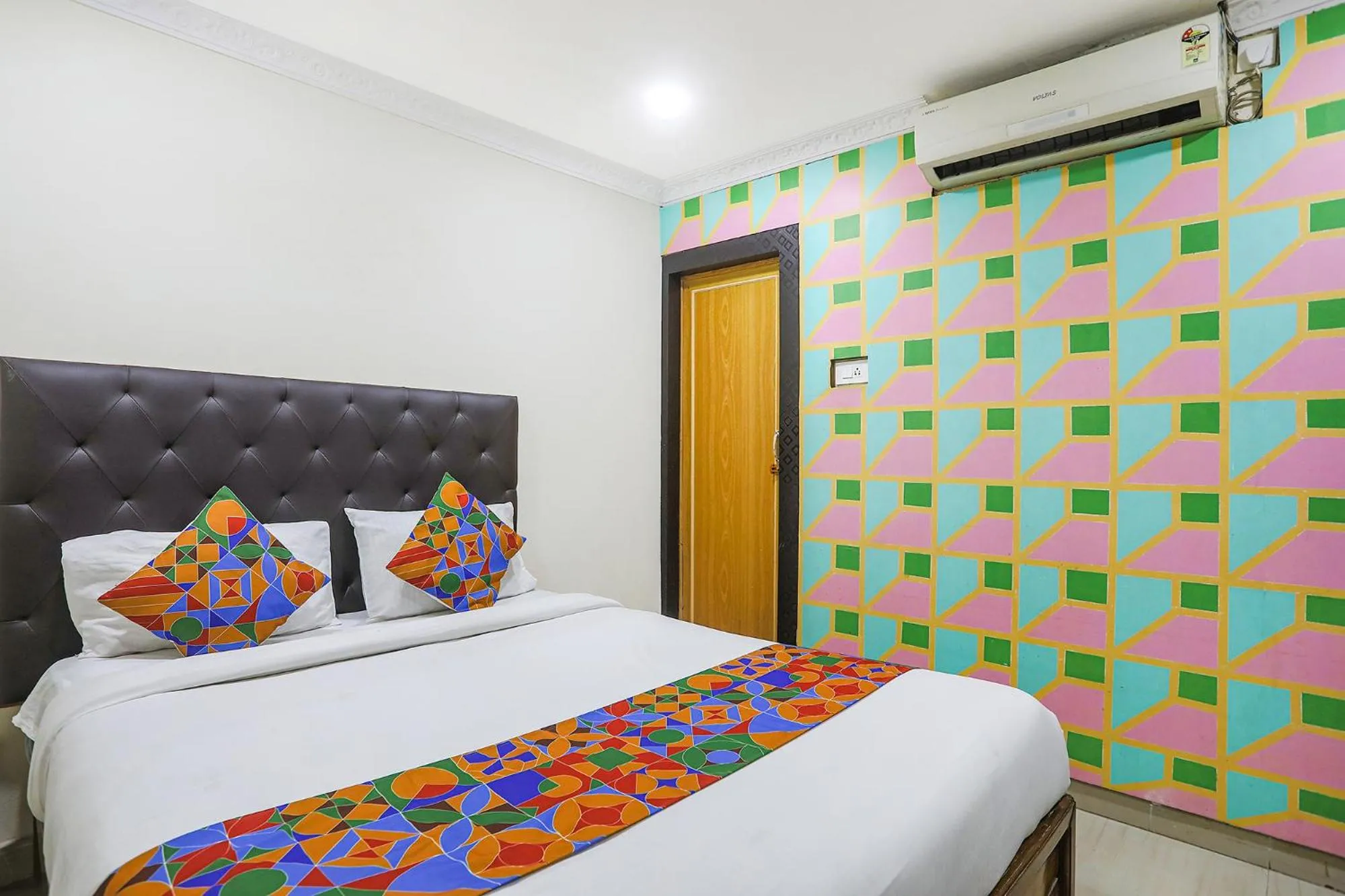 Bed in FabHotel Greenland Classic - Bhubaneswar Airport