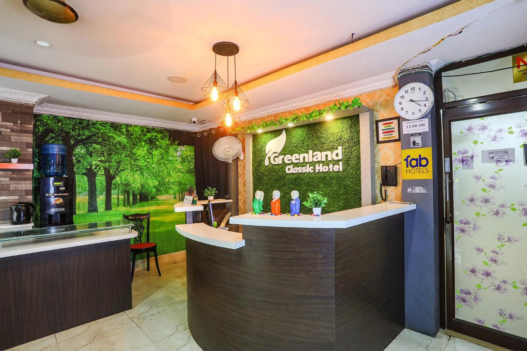 Lobby or reception in FabHotel Greenland Classic - Bhubaneswar Airport