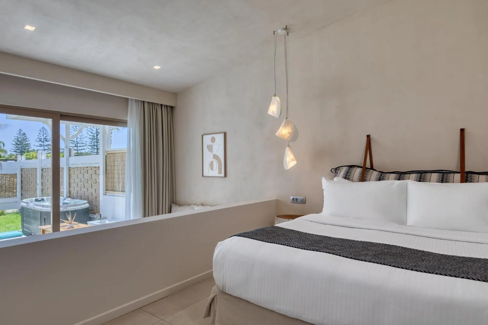 Bed in Oceanis Beach & Spa Resort