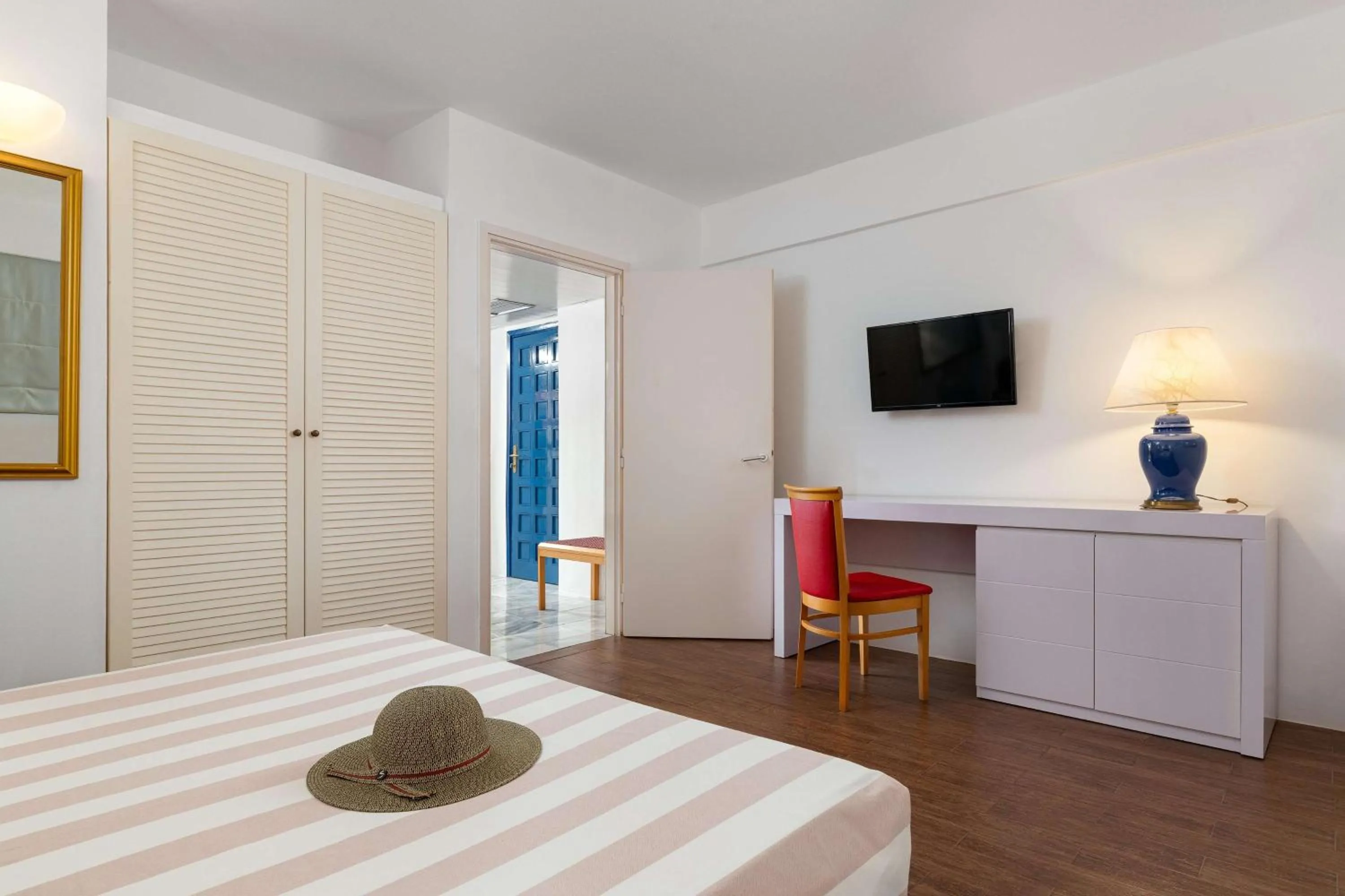 Bedroom, Bed in Dionysos Hotel