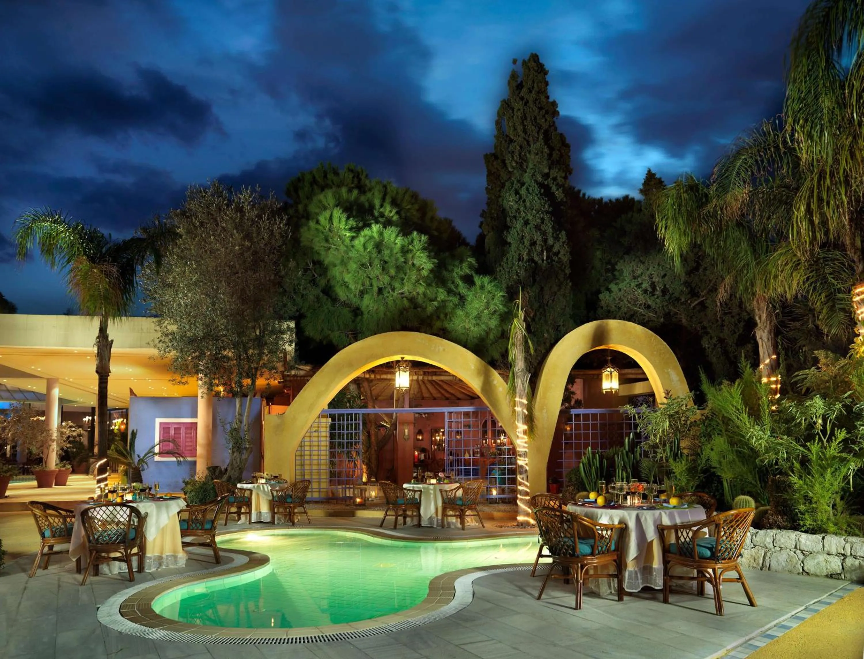 Restaurant/places to eat in Dionysos Hotel