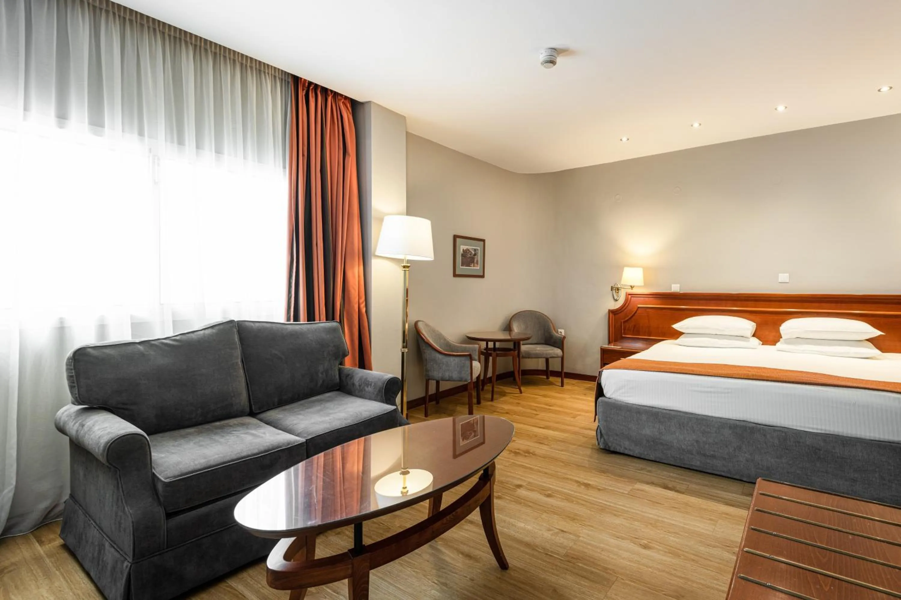 Photo of the whole room, Bed in Holiday Inn Thessaloniki by IHG