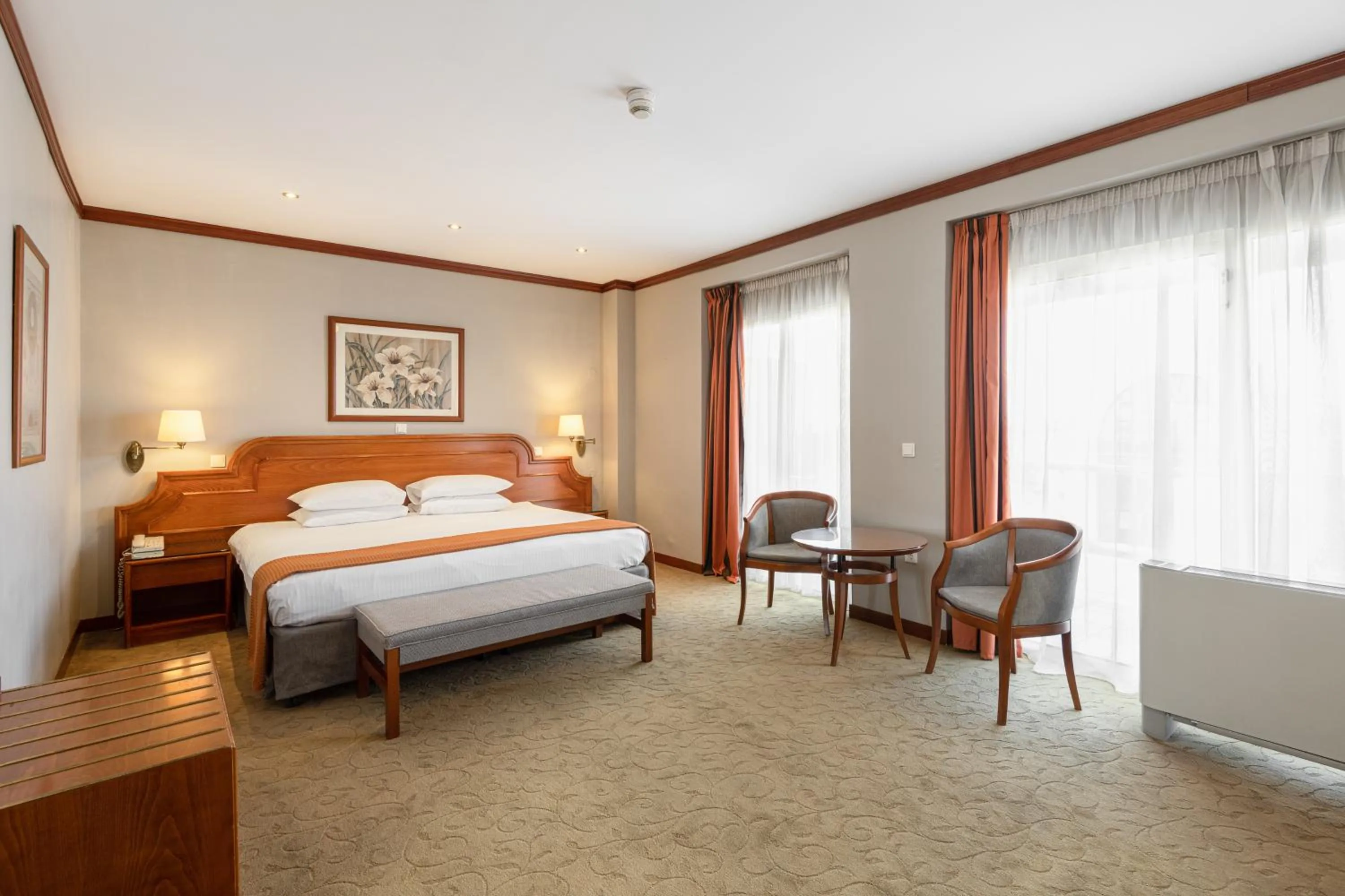 Bed in Holiday Inn Thessaloniki by IHG