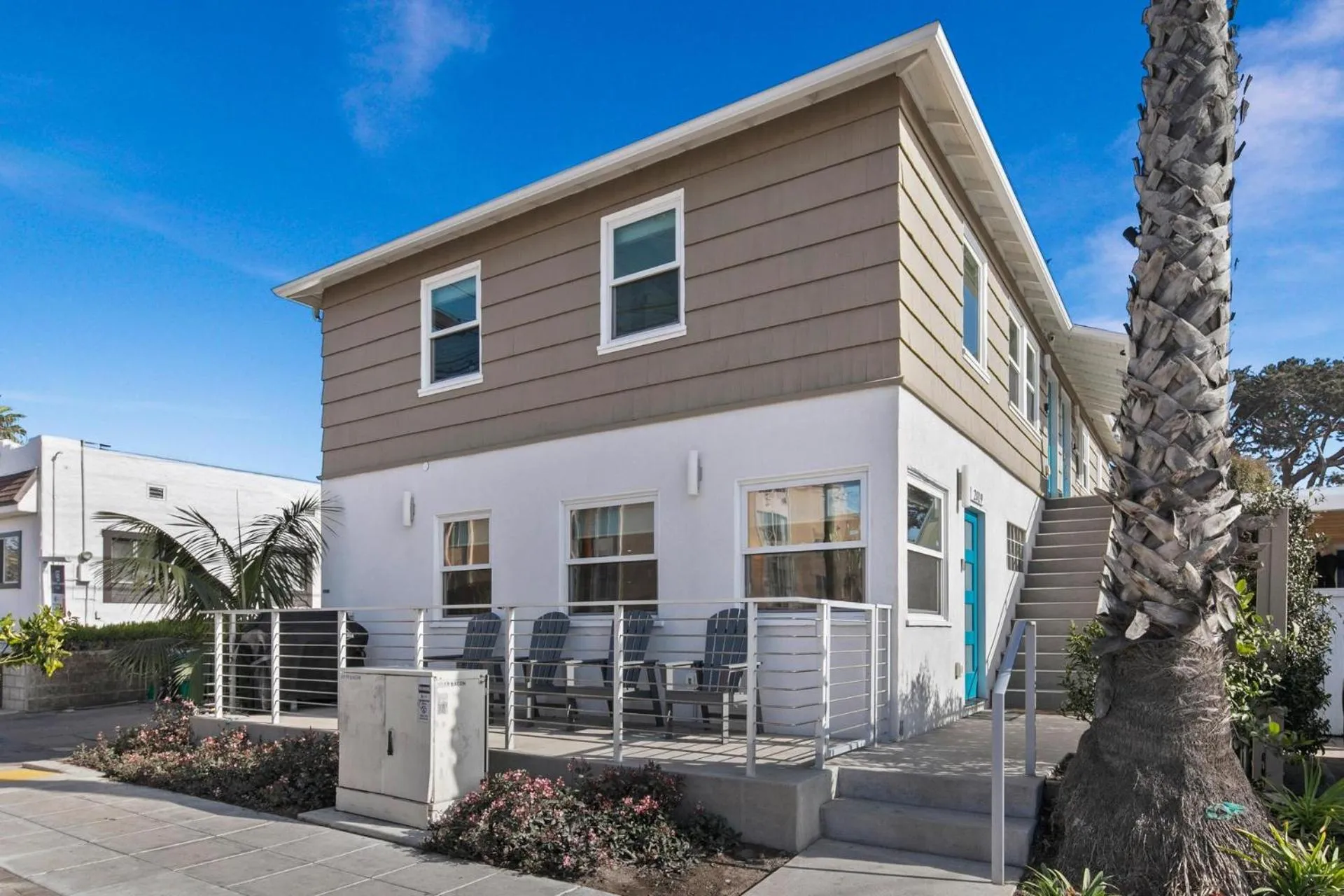 Property building in 7BD Family, Event Friendly, 2 blocks to Beach, Boardwalk