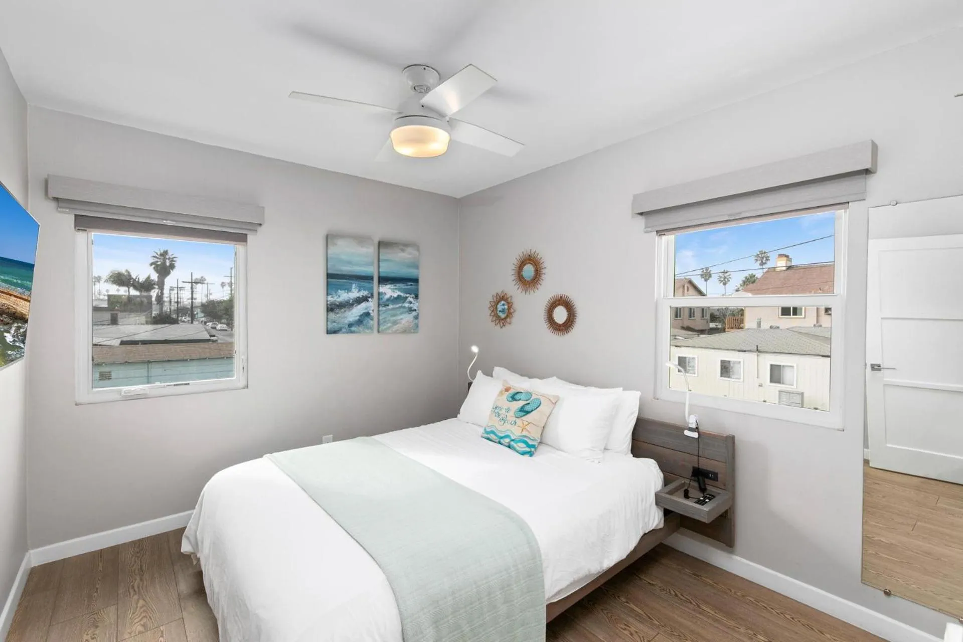Bed in 7BD Family, Event Friendly, 2 blocks to Beach, Boardwalk