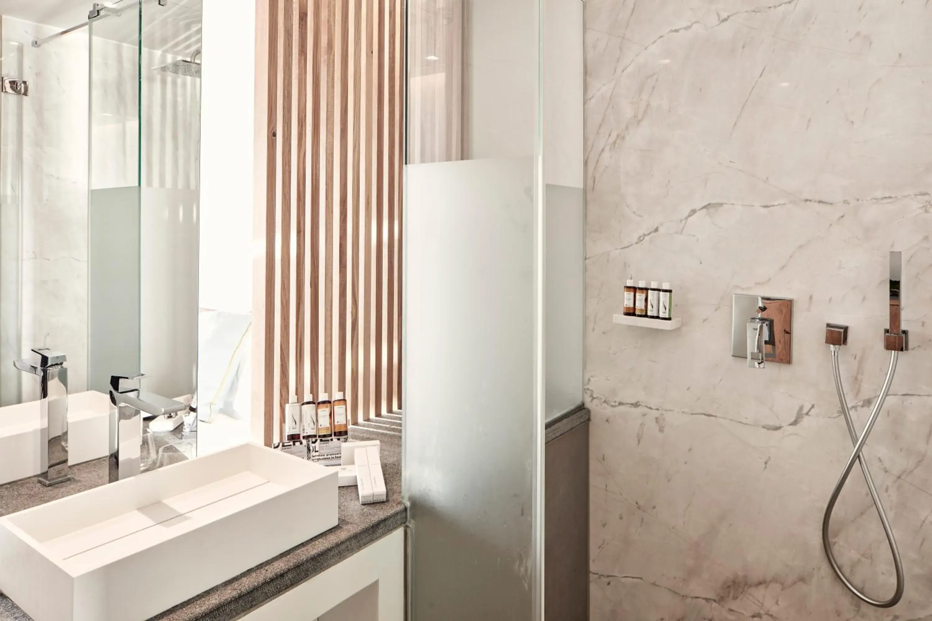 Inopos Deluxe Double Room With Land View in Myconian Korali Relais & Chateaux Inopos Deluxe Double Room With Land View in Myconian Korali Relais & Chateaux