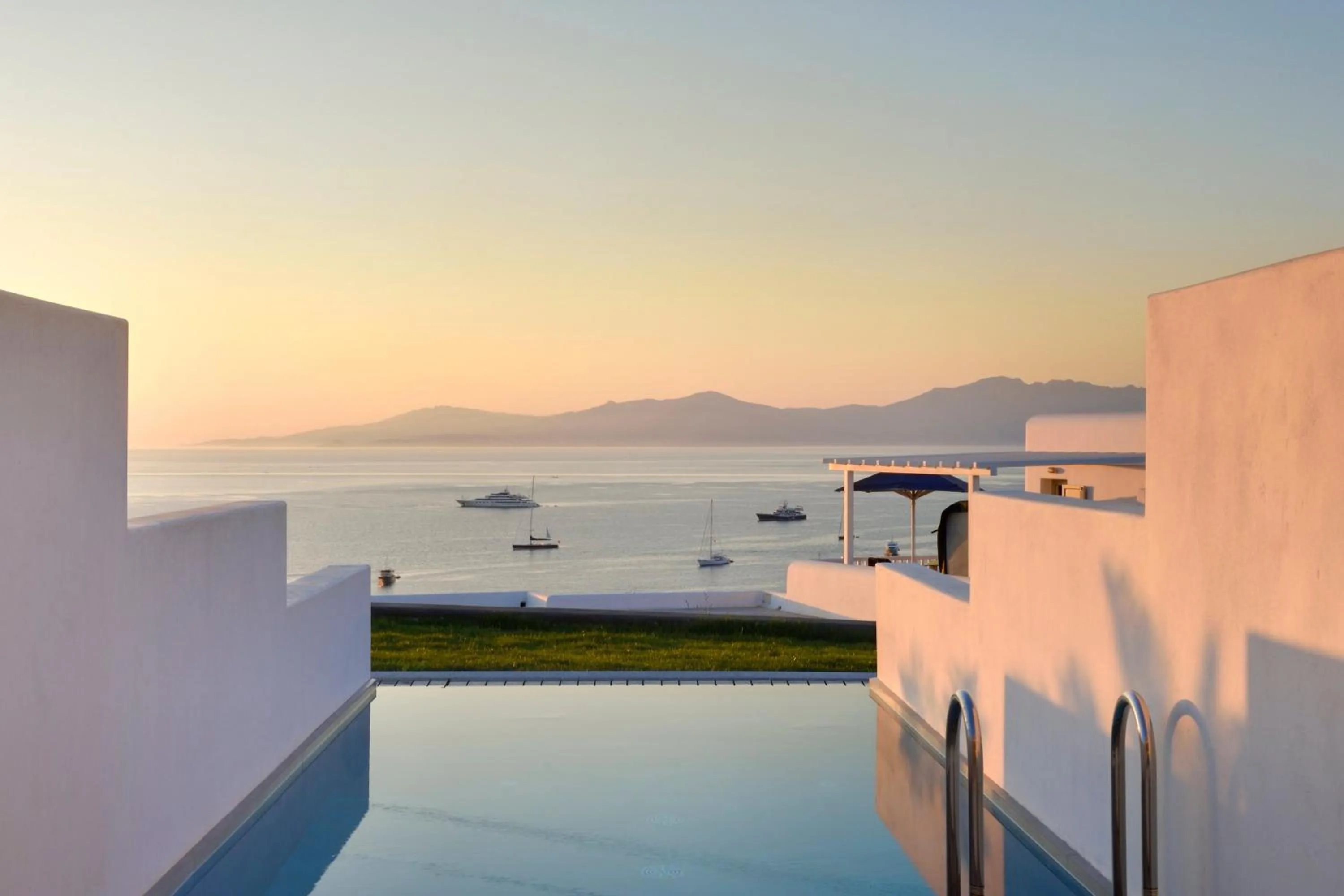 Hot Tub in Myconian Korali Relais & Chateaux