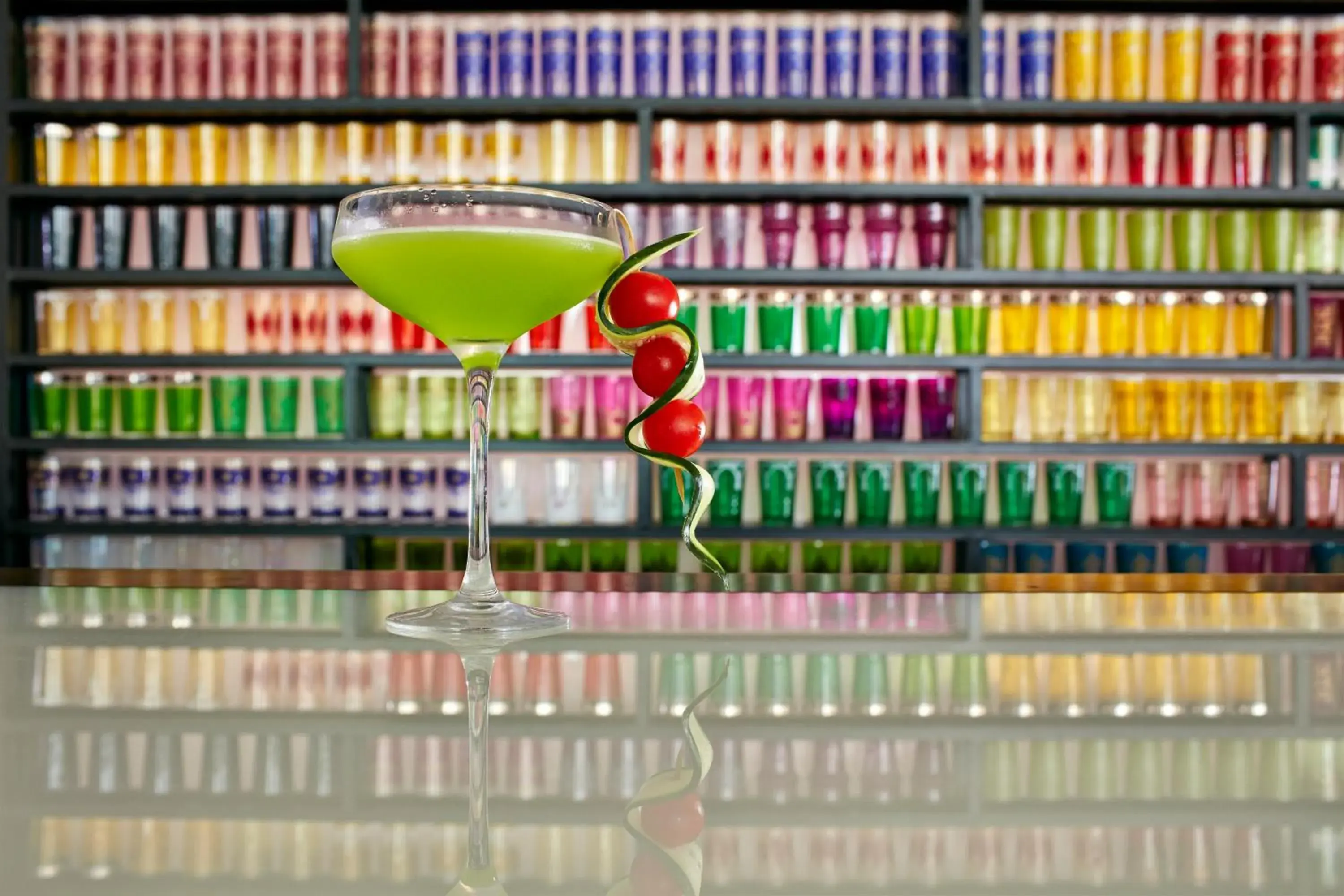 Lounge or bar in Myconian Imperial - Leading Hotels of the World Lounge or bar in Myconian Imperial - Leading Hotels of the World