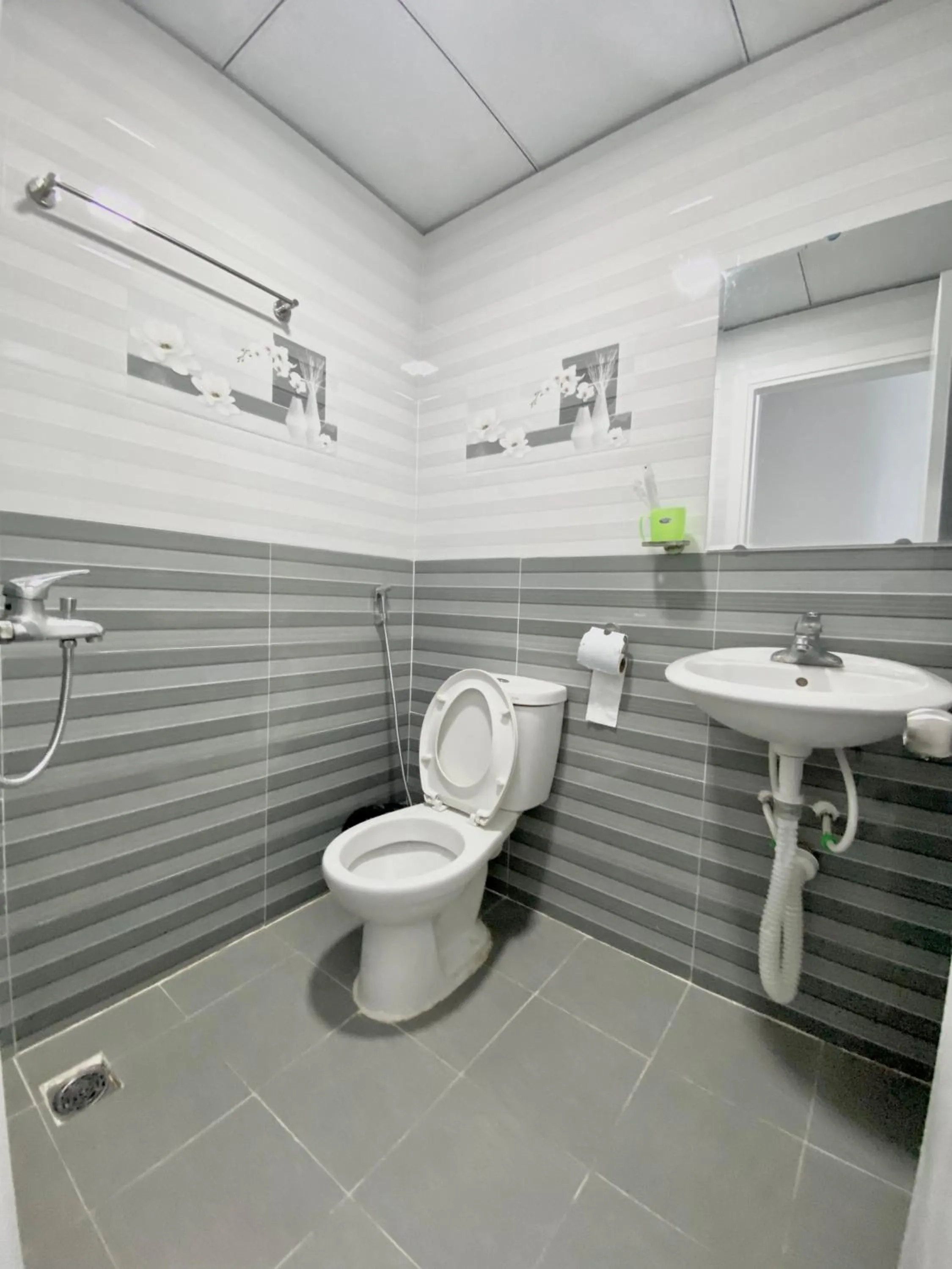 Shower in Ocean Dream Apartment Nha Trang