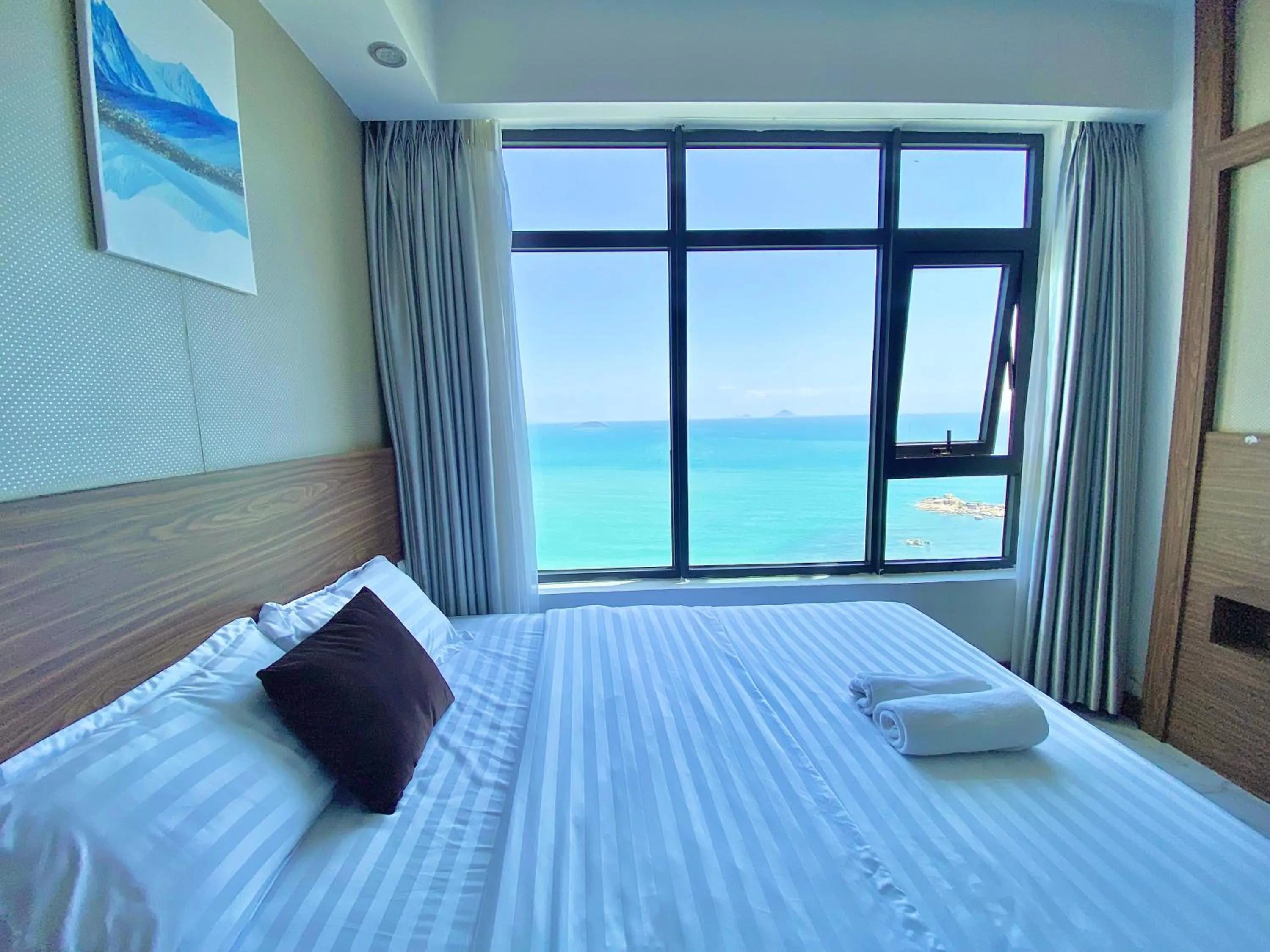 Bed in Ocean Dream Apartment Nha Trang