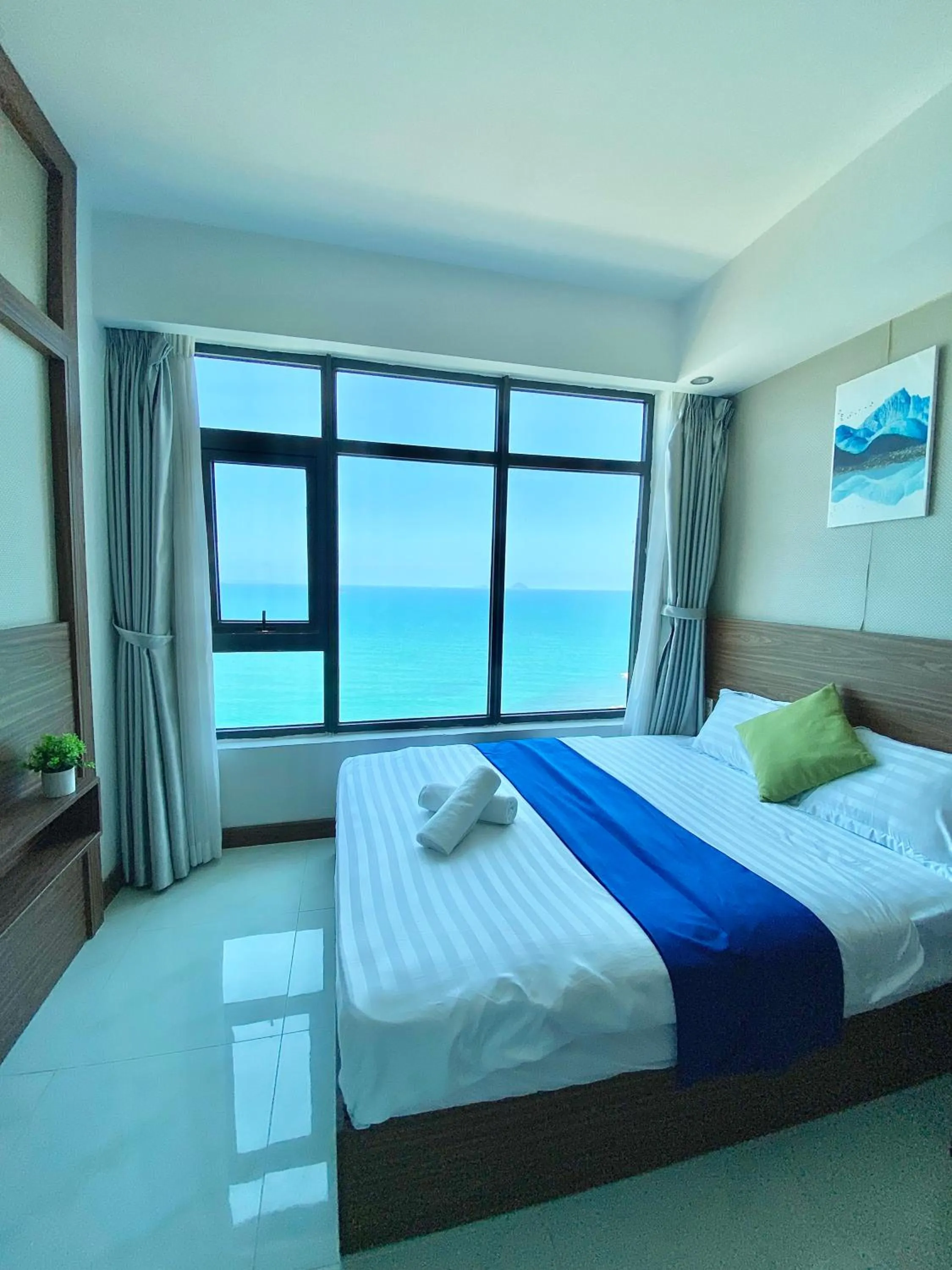 Bed in Ocean Dream Apartment Nha Trang