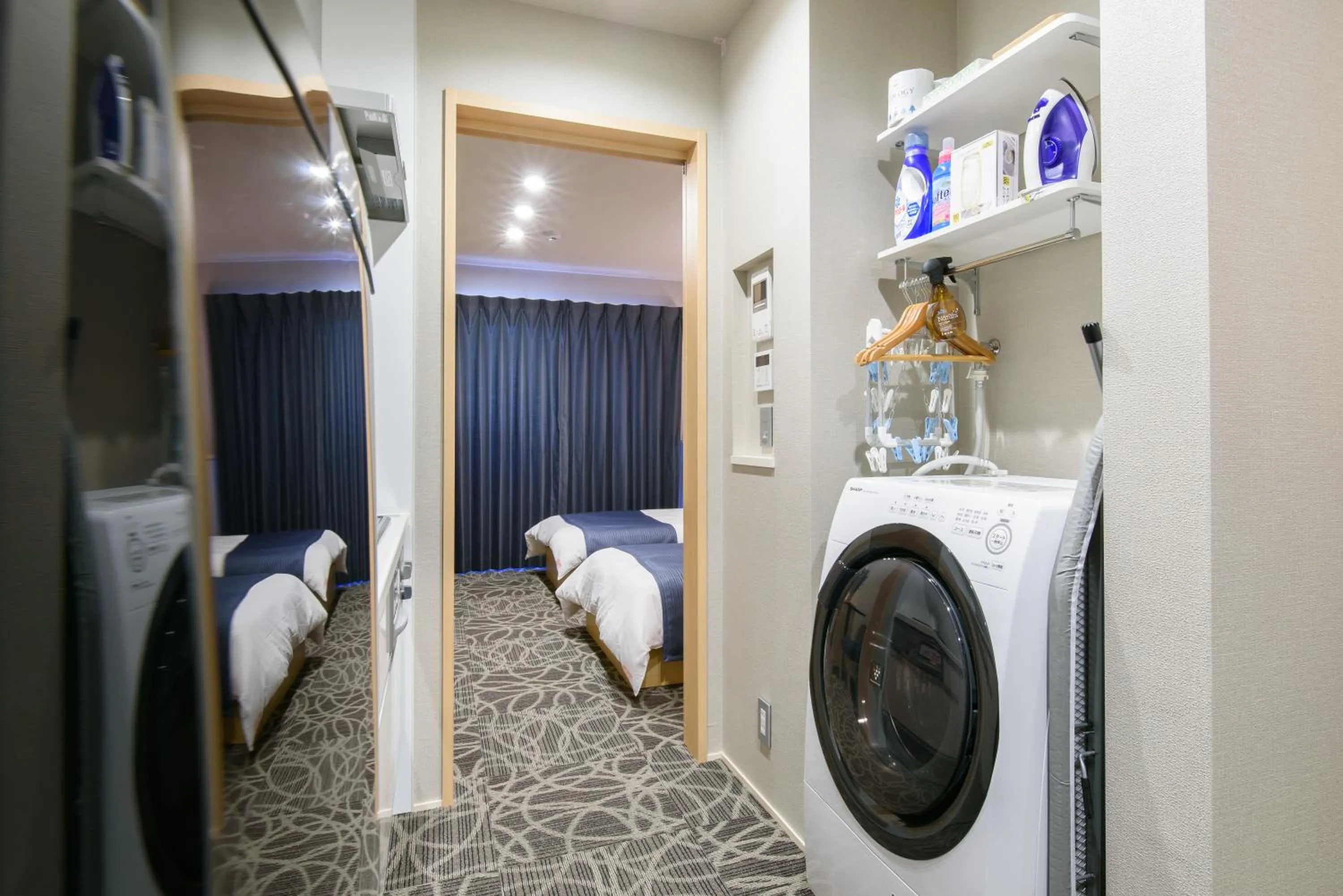 Photo of the whole room in Oyado Shinmachi Gojo