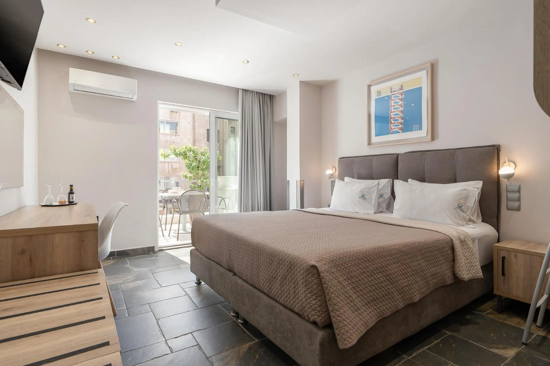 Bed in Piraeus City Hotel