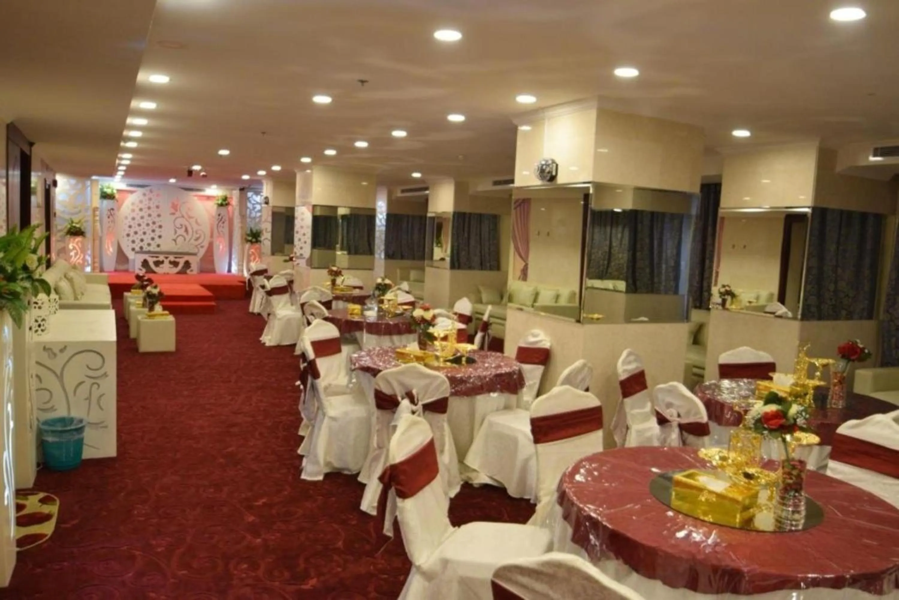 Banquet/Function facilities in Royal Almashaer