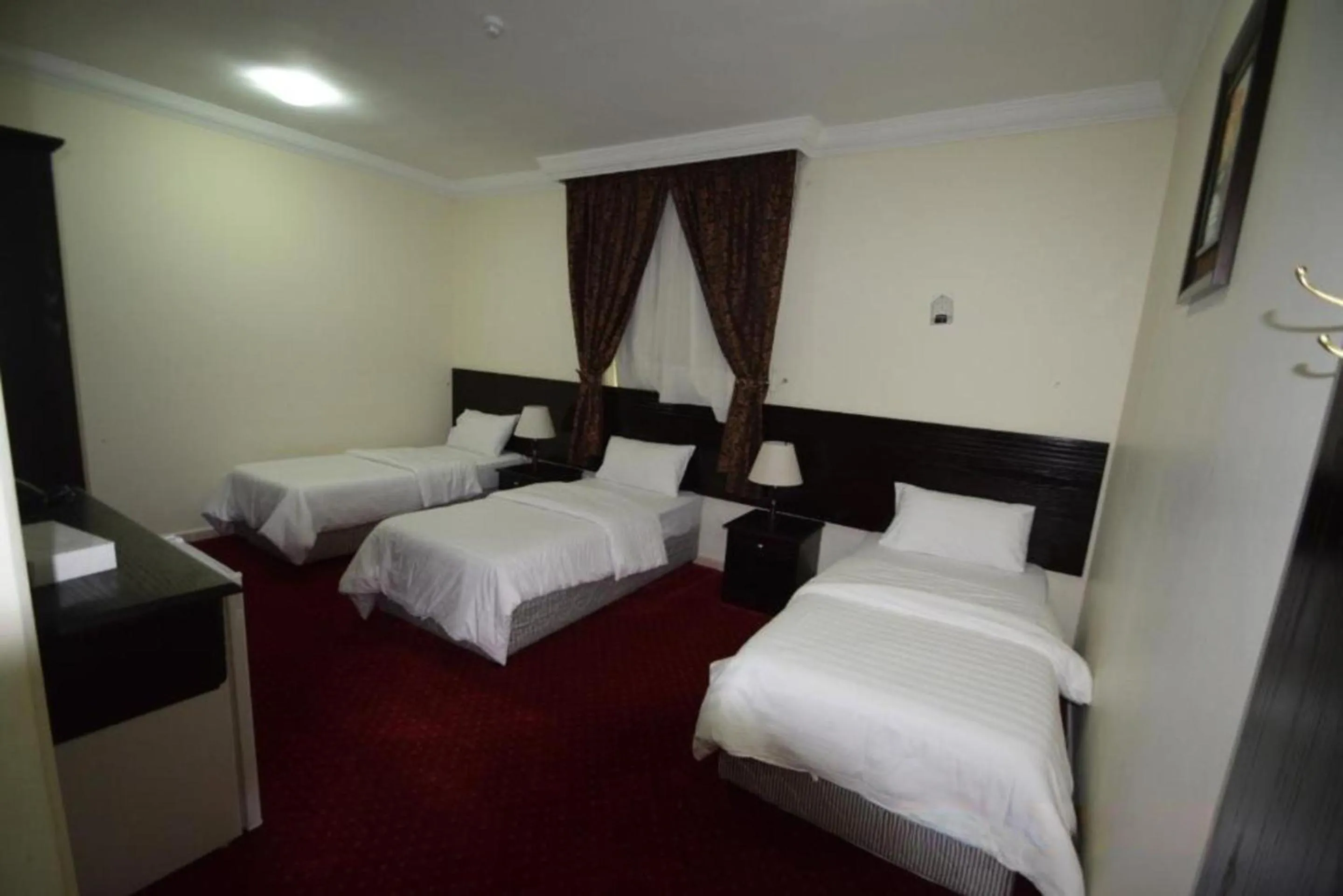 Bed in Royal Almashaer