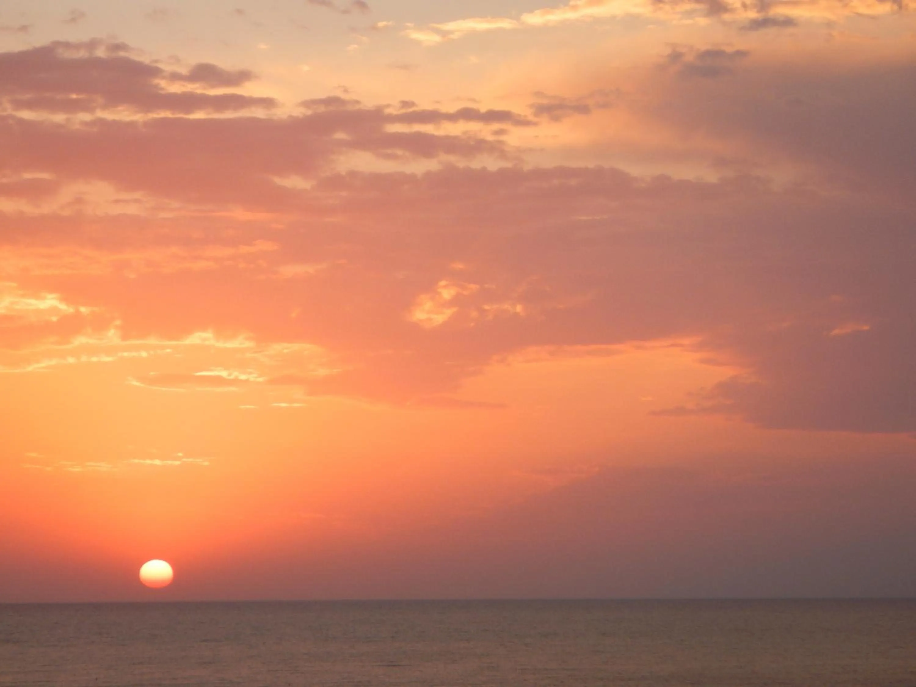 Sunrise in Studios Marios