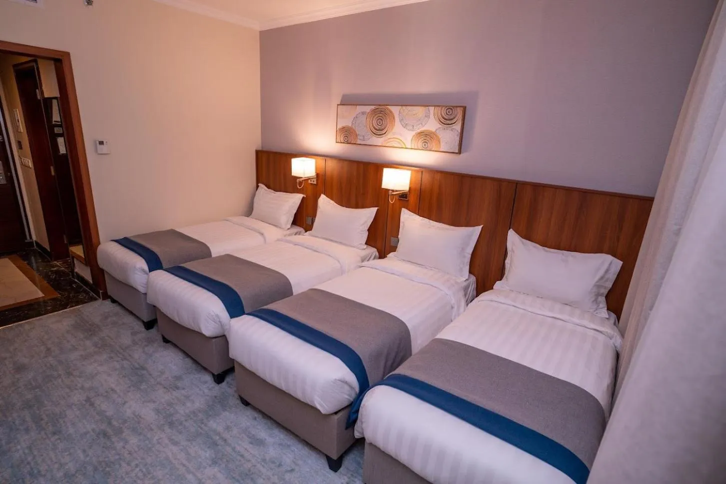 Bed in Nusk Al Hijrah