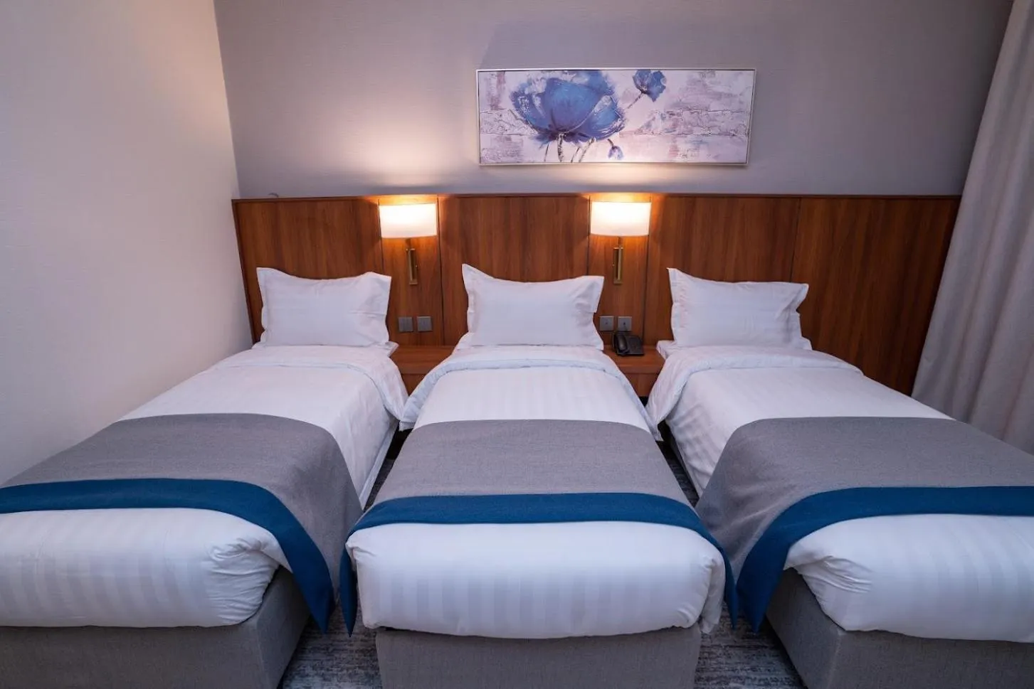 Bed in Nusk Al Hijrah