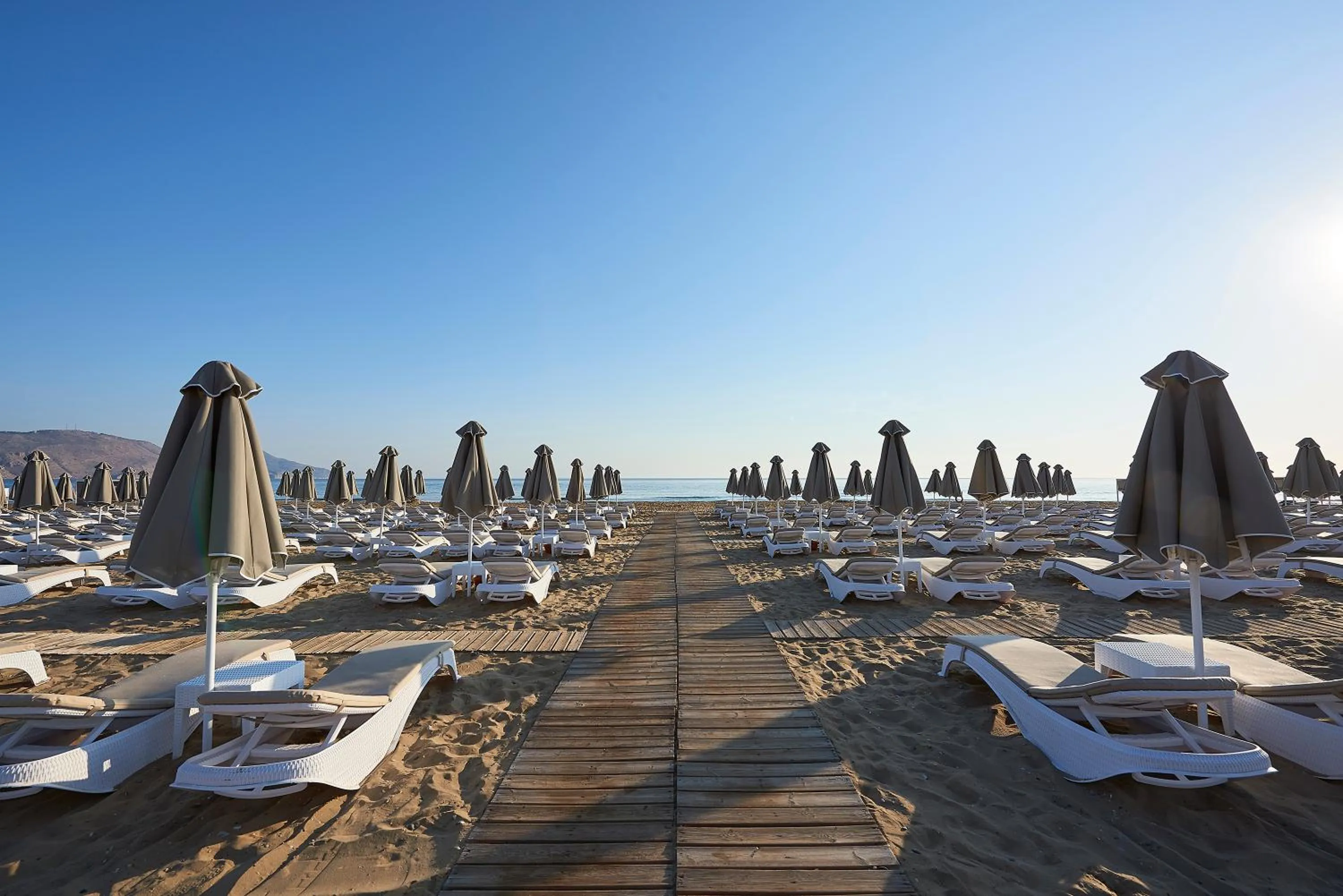 Beach in Mythos Palace Resort & Spa