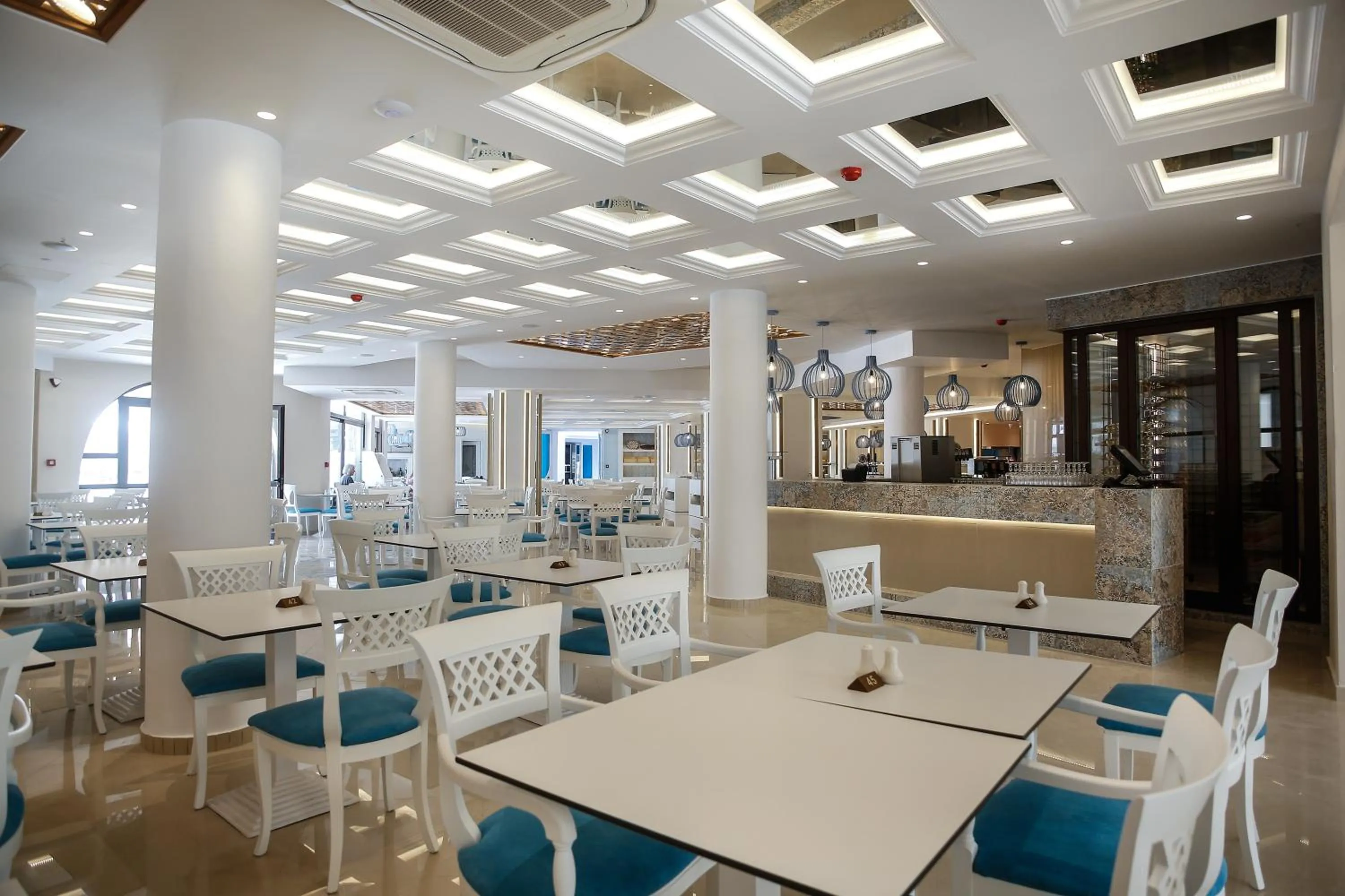 Restaurant/places to eat in Mythos Palace Resort & Spa