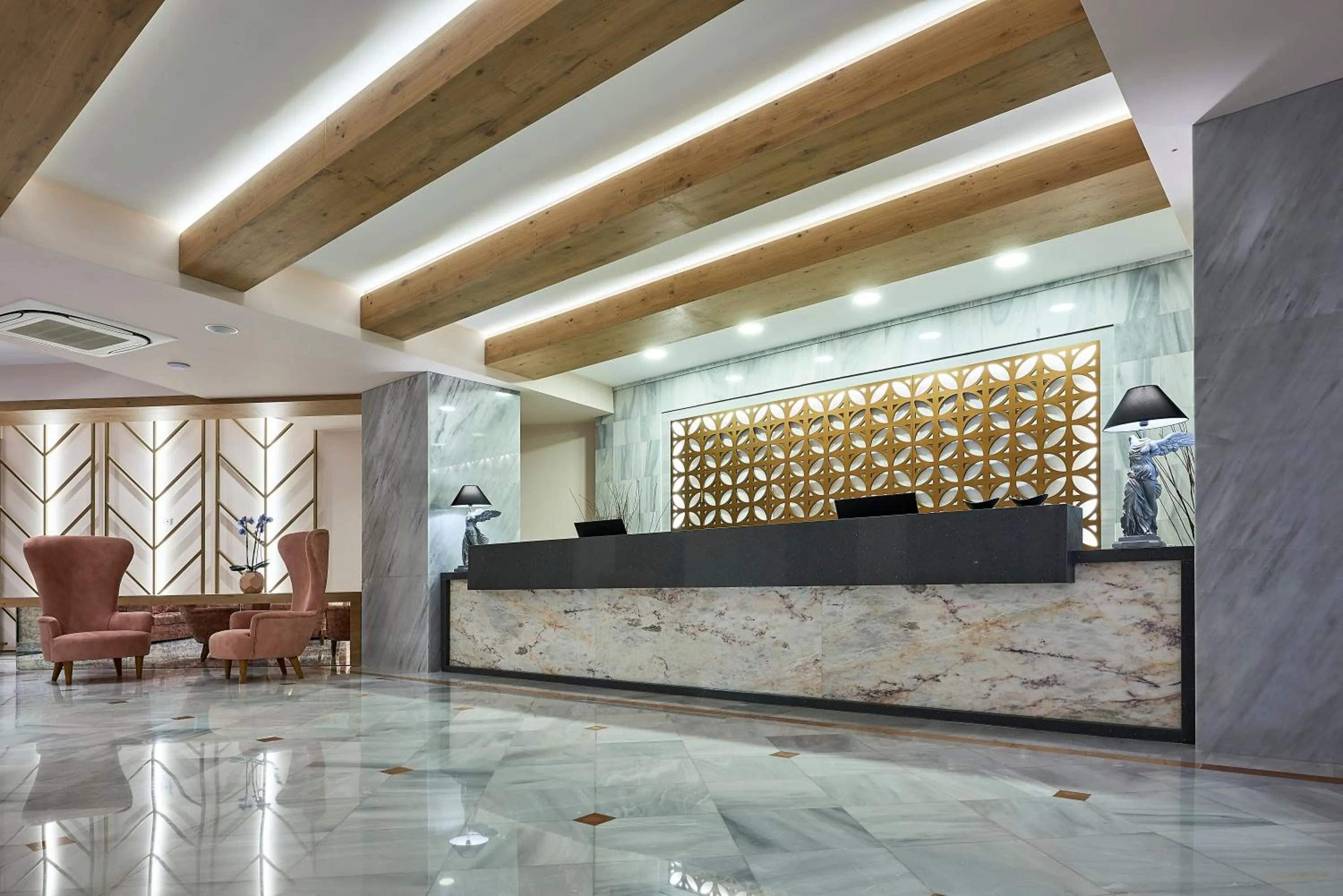 Lobby or reception in Mythos Palace Resort & Spa