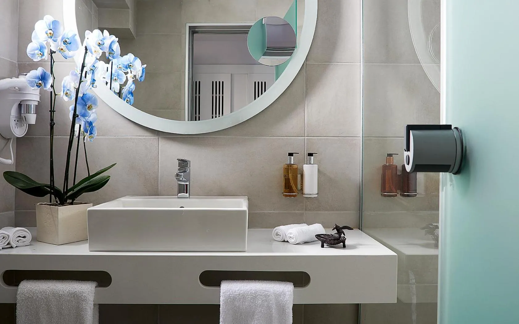 Bathroom in Mythos Palace Resort & Spa