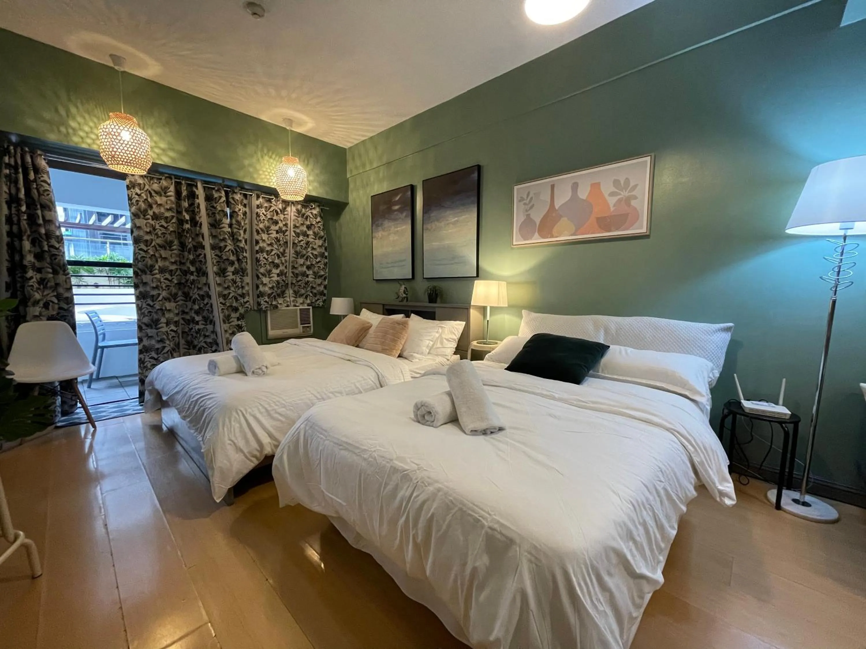 Poolview Family Room Greenbelt Makati