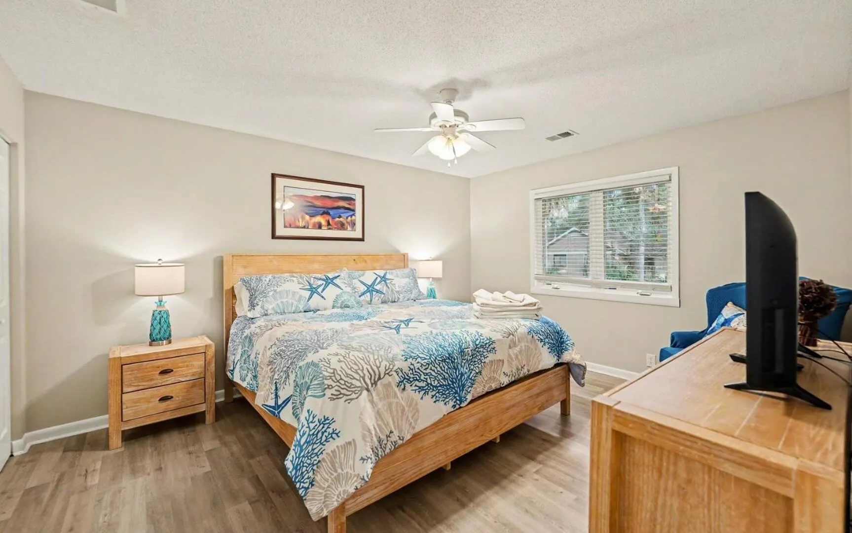 Bed in 844 Marsh Dunes