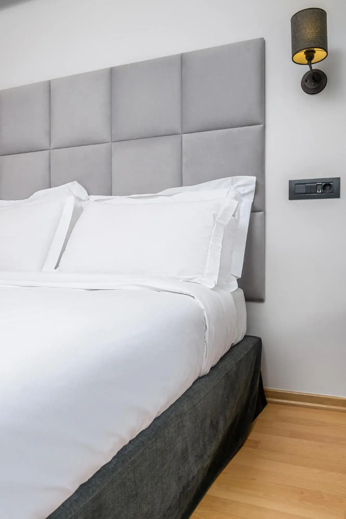 Bed in Athens Odeon Hotel Bed in Athens Odeon Hotel