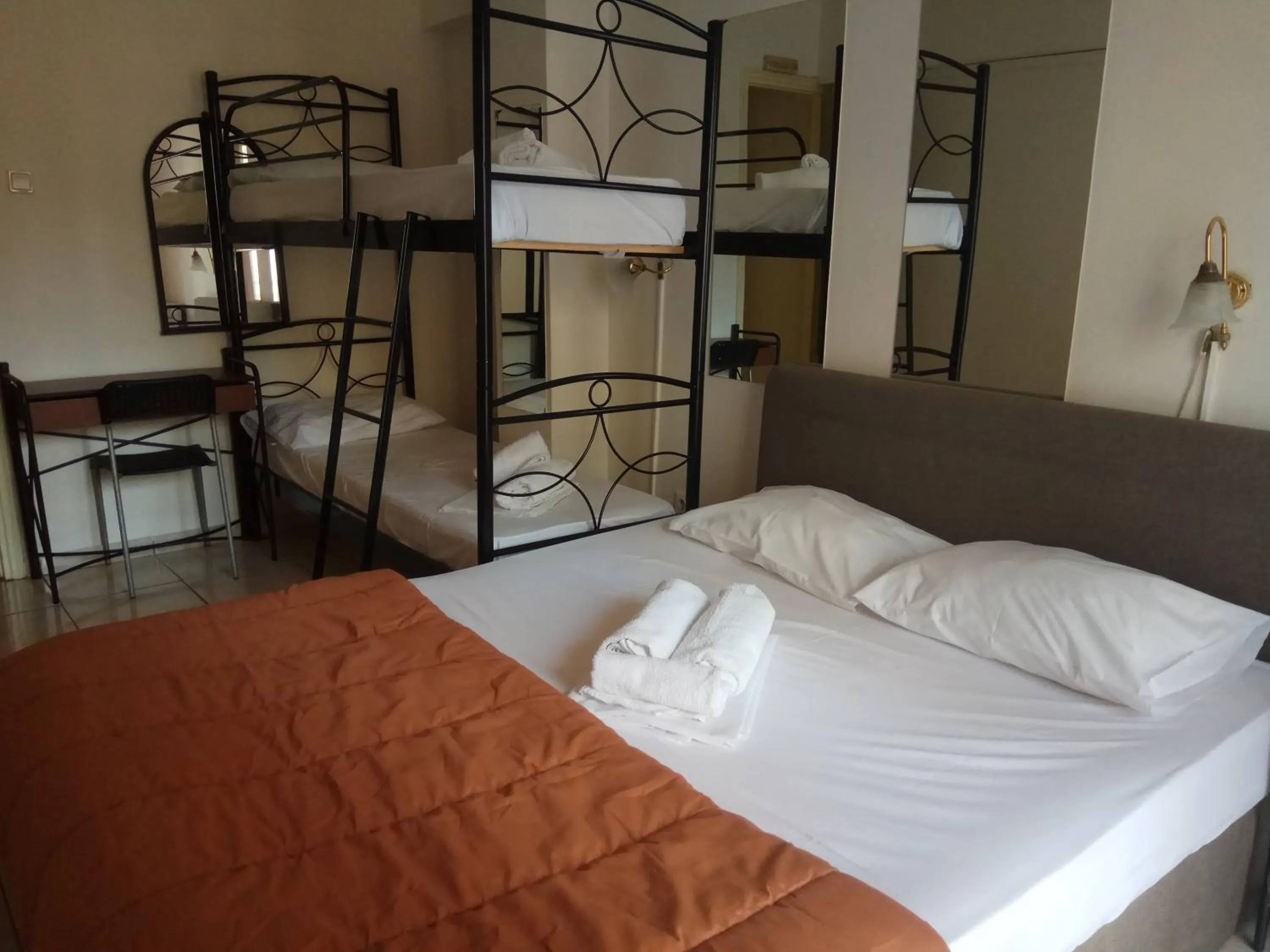 Bed in Delfini Hotel