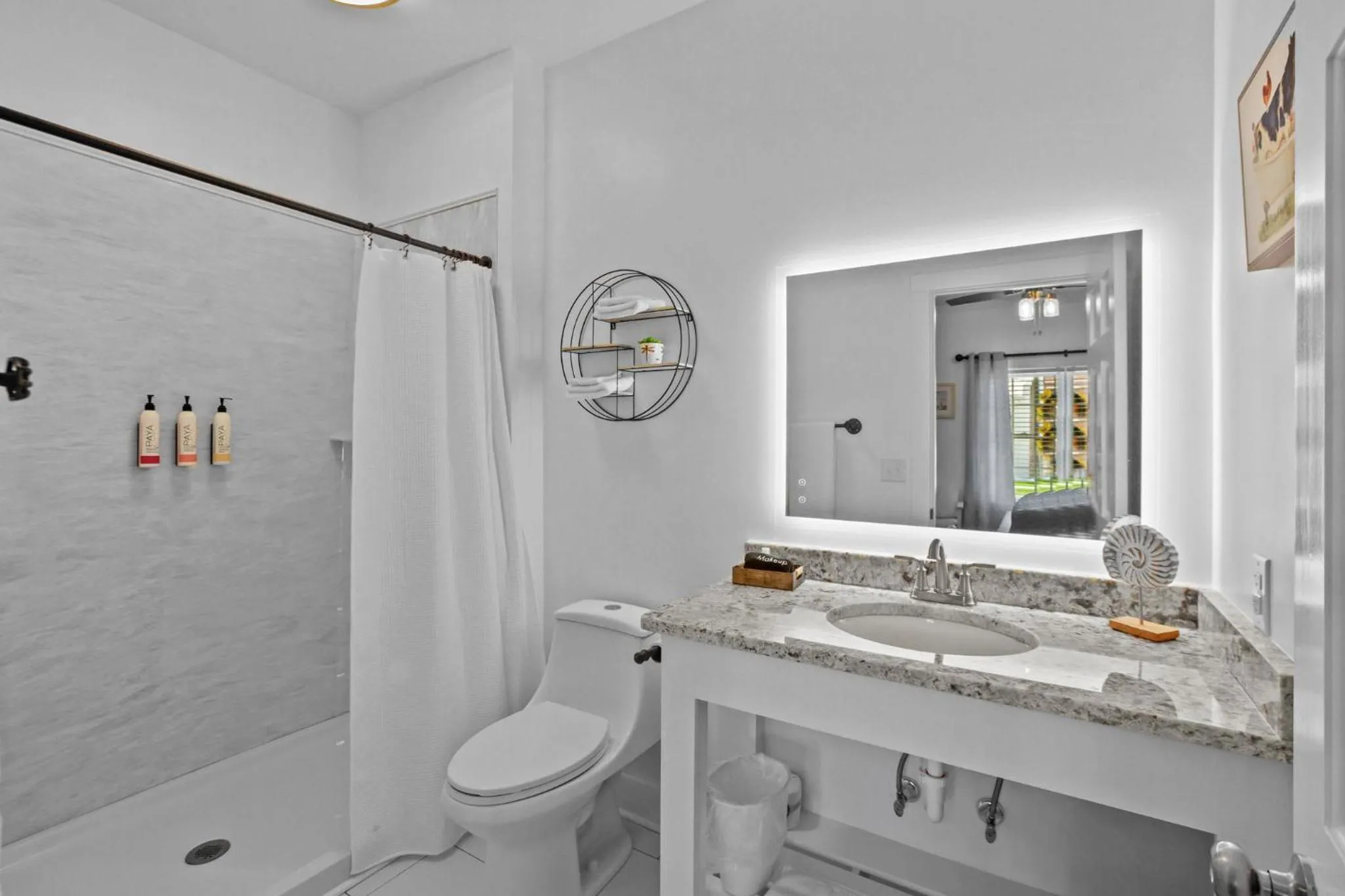 Bathroom in Little Inn on Main