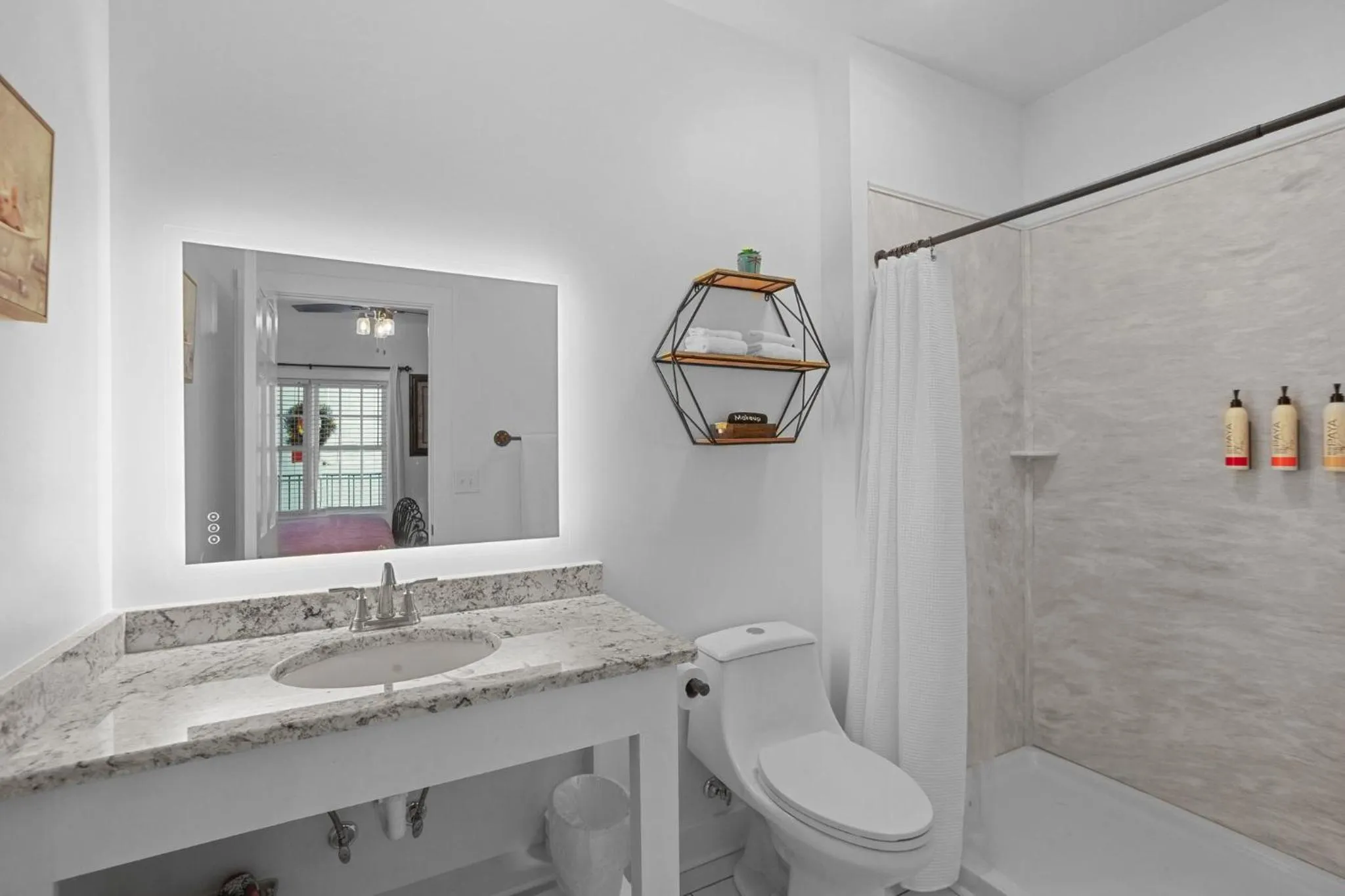 Bathroom in Little Inn on Main