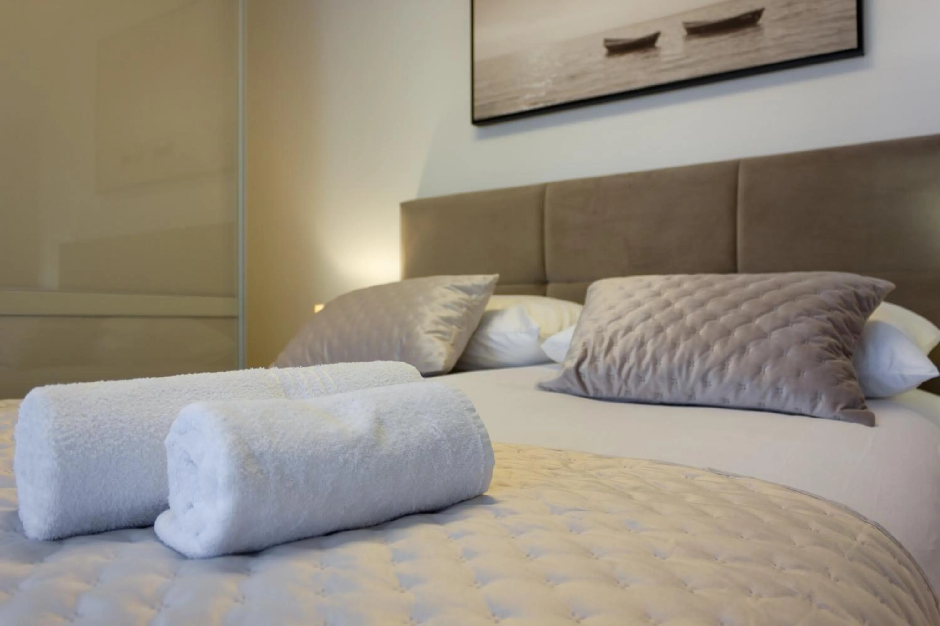 Bed in Luxury Apartment Petra