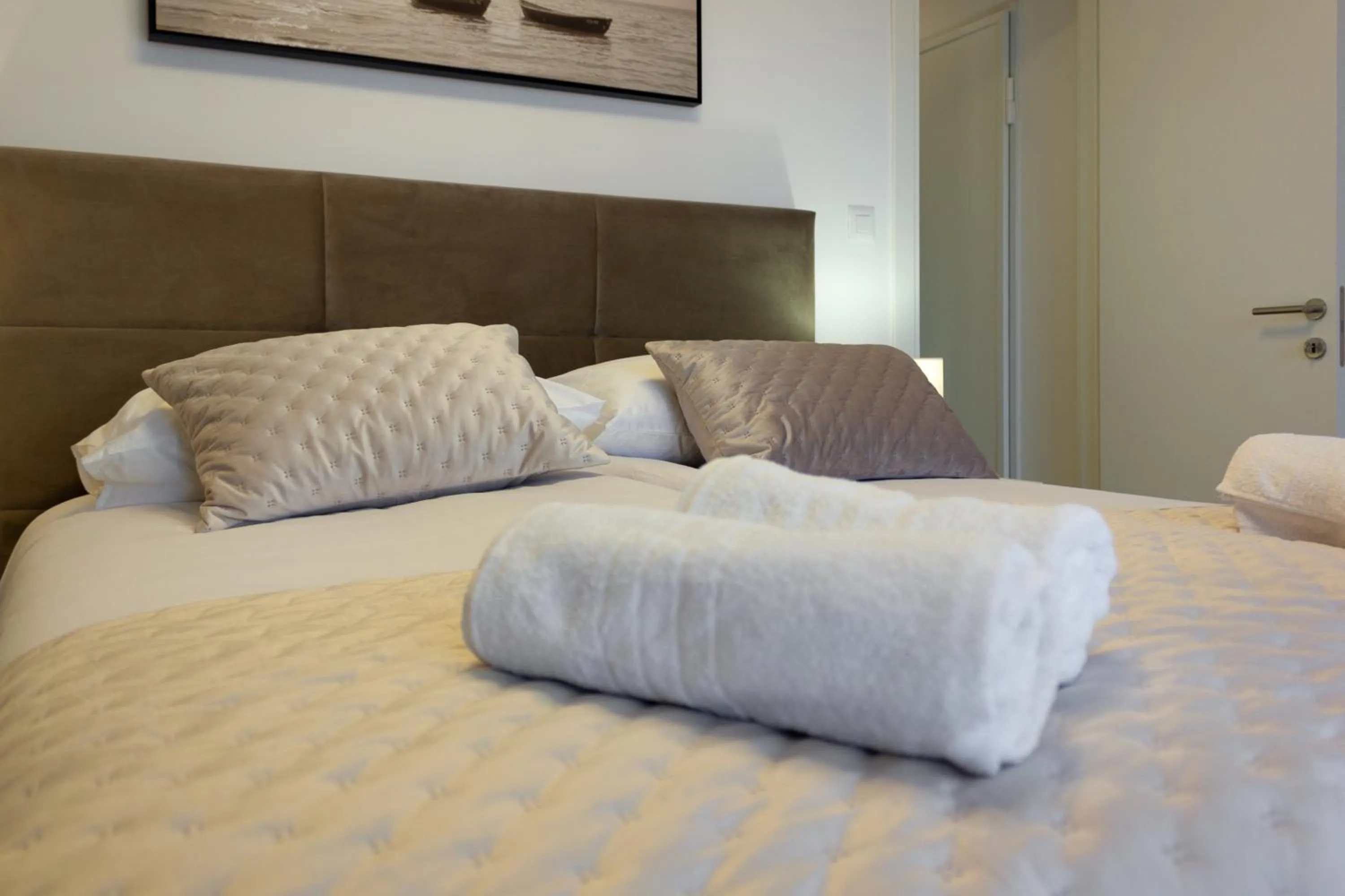 Bed in Luxury Apartment Petra
