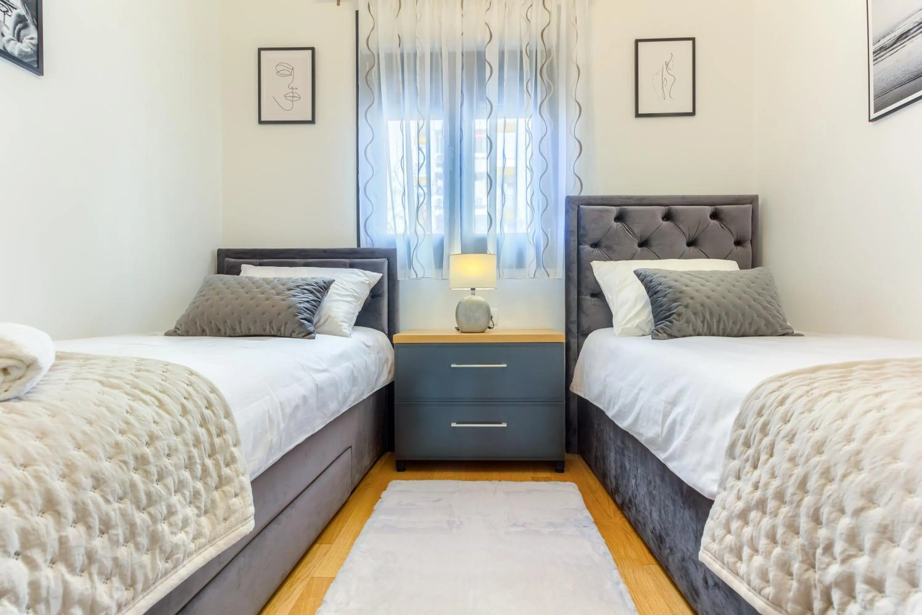 Bed in Luxury Apartment Petra