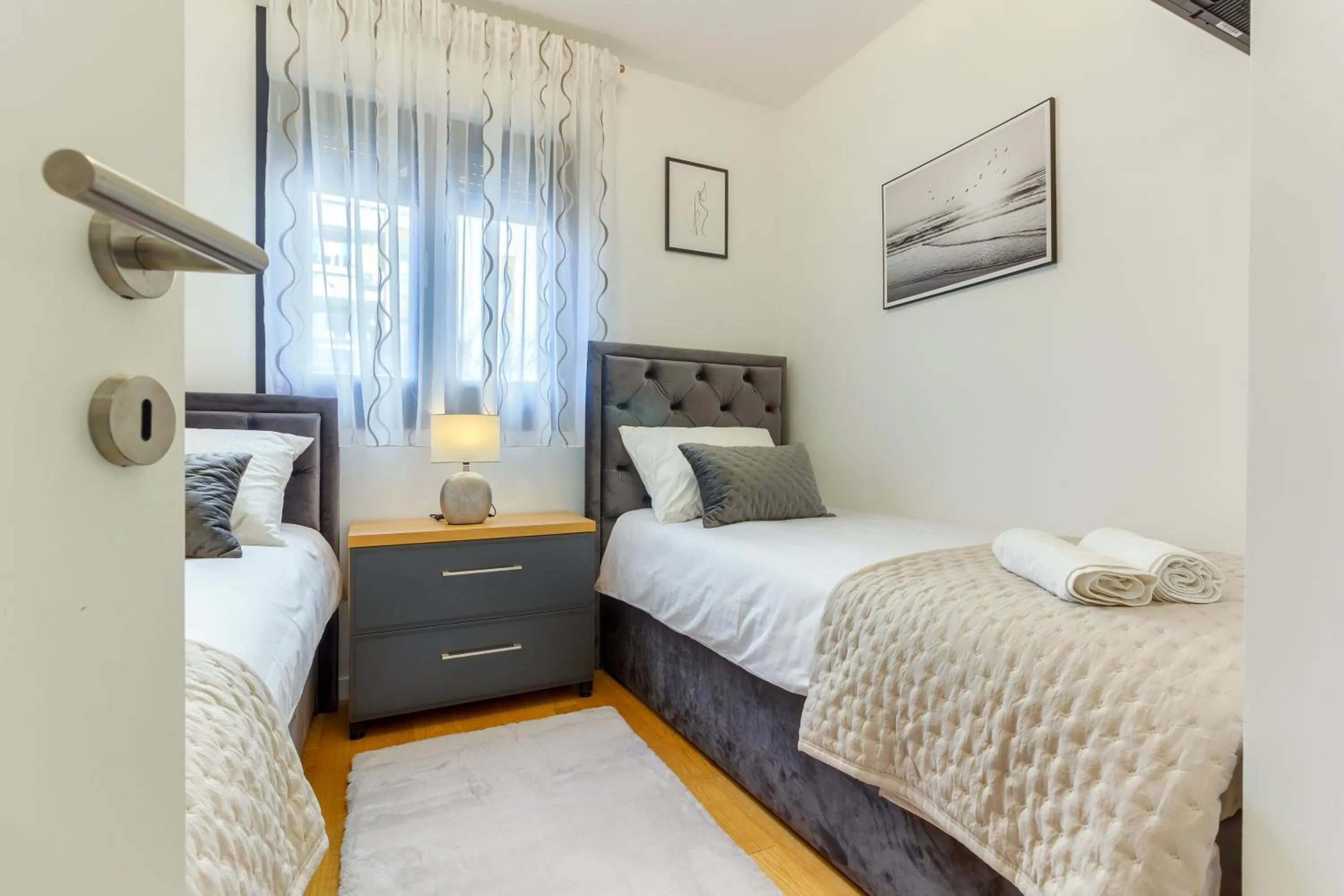 Bed in Luxury Apartment Petra