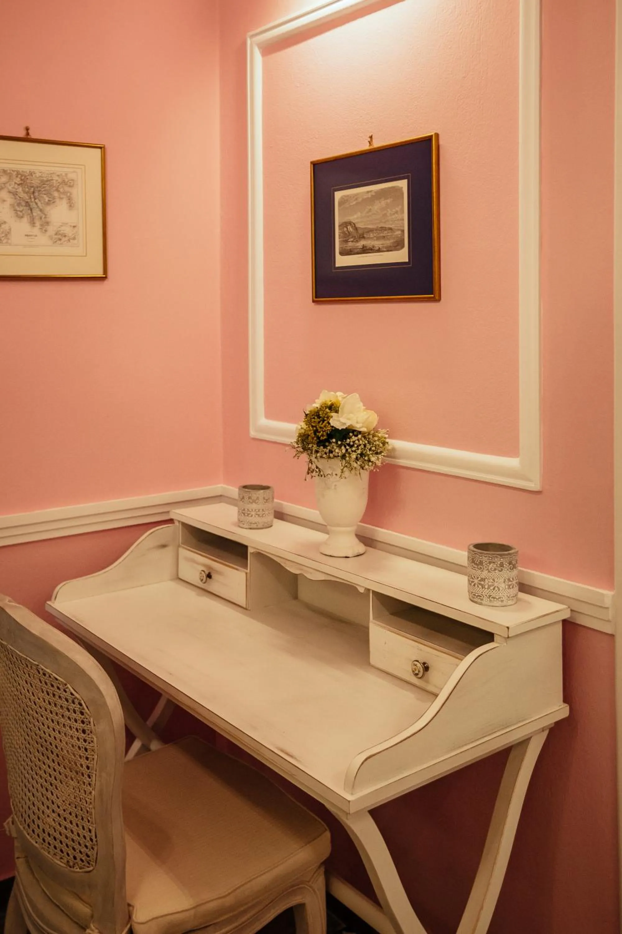 Photo of the whole room in pension Acronafplia B&D